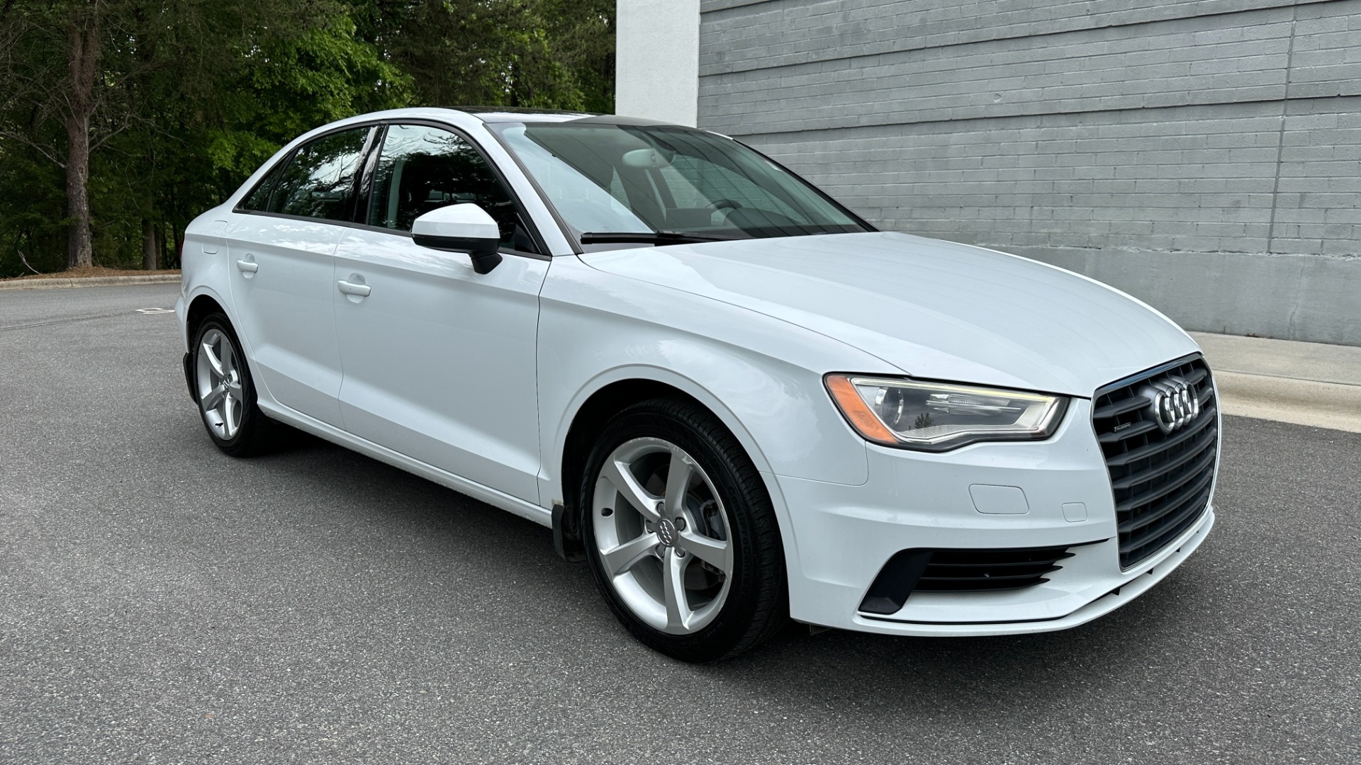Used 2015 Audi A3 2.0T Premium Plus for sale $12,495 at Formula Imports in Charlotte NC 28227 5
