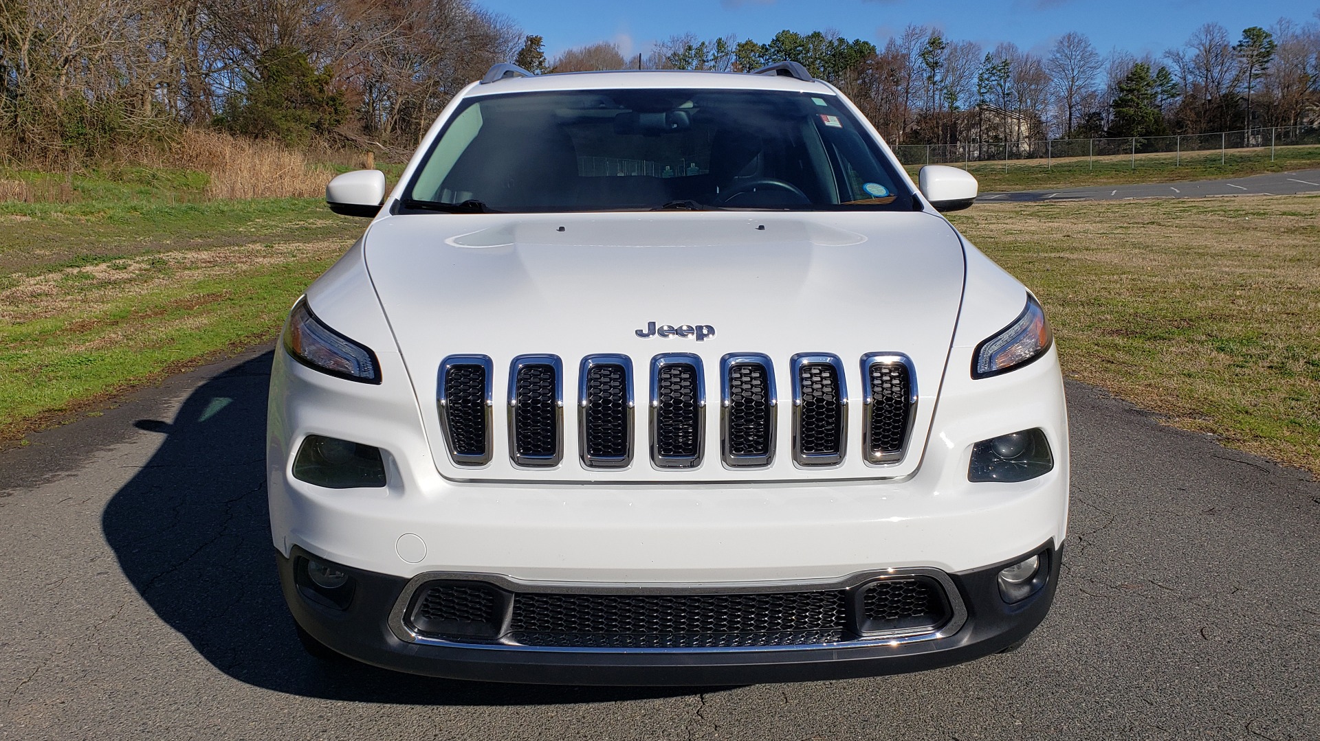 Used 2014 Jeep CHEROKEE LIMITED 4WD / 3.2L V6 / 9SPD AUTO / DUAL-SUNROOF / TOW for sale Sold at Formula Imports in Charlotte NC 28227 23