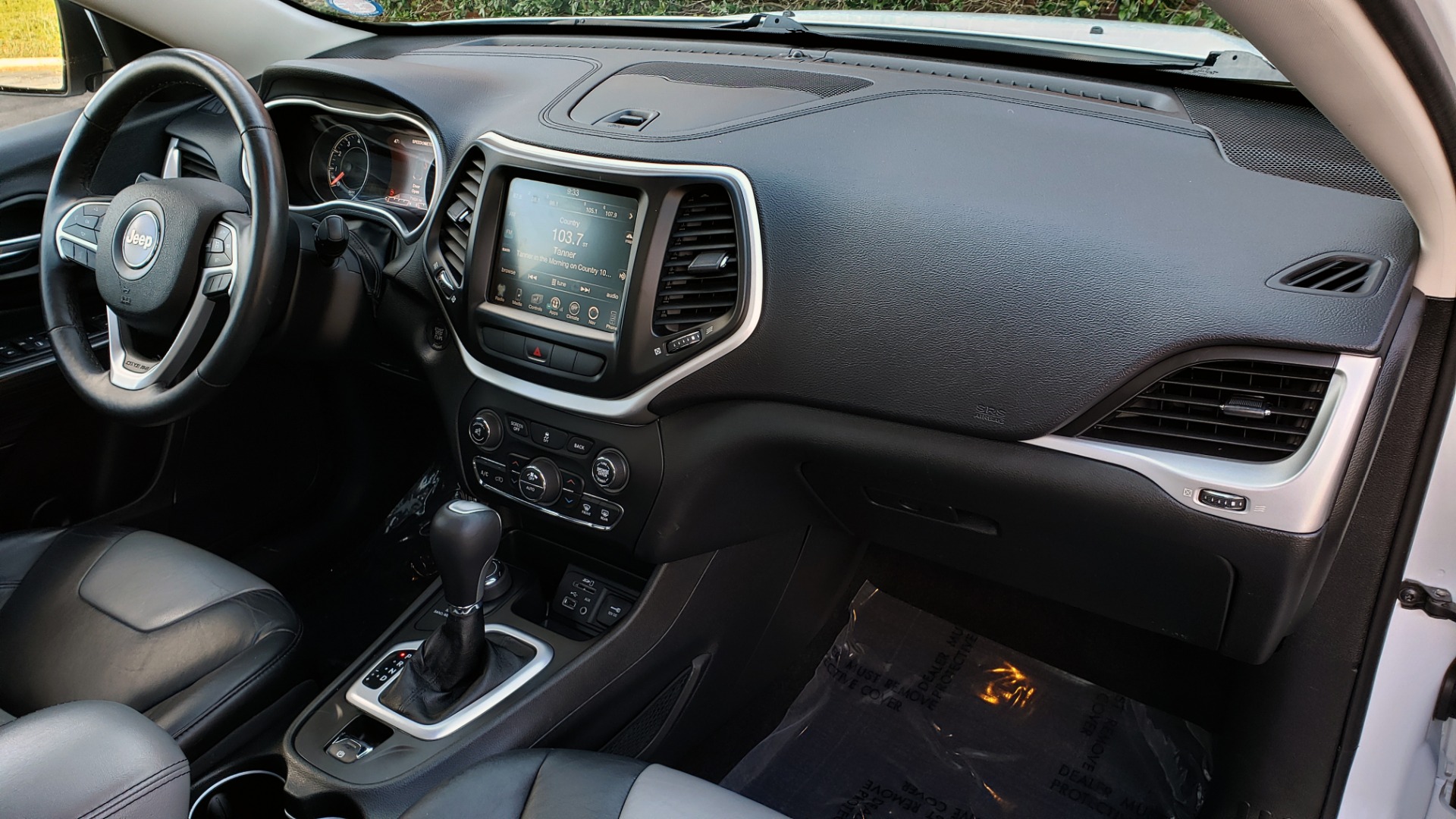 Used 2014 Jeep CHEROKEE LIMITED 4WD / 3.2L V6 / 9SPD AUTO / DUAL-SUNROOF / TOW for sale Sold at Formula Imports in Charlotte NC 28227 70