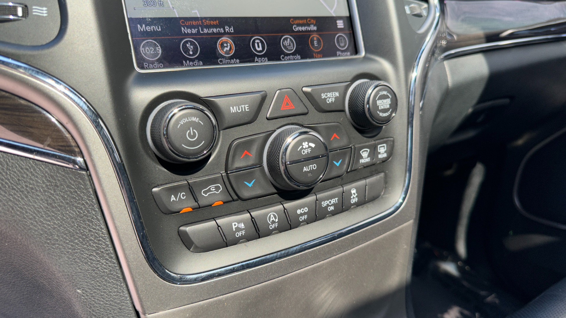 Used 2018 Jeep Grand Cherokee OVERLAND / LEATHER / RWD / PREMIUM SOUND / NAV for sale Sold at Formula Imports in Charlotte NC 28227 21