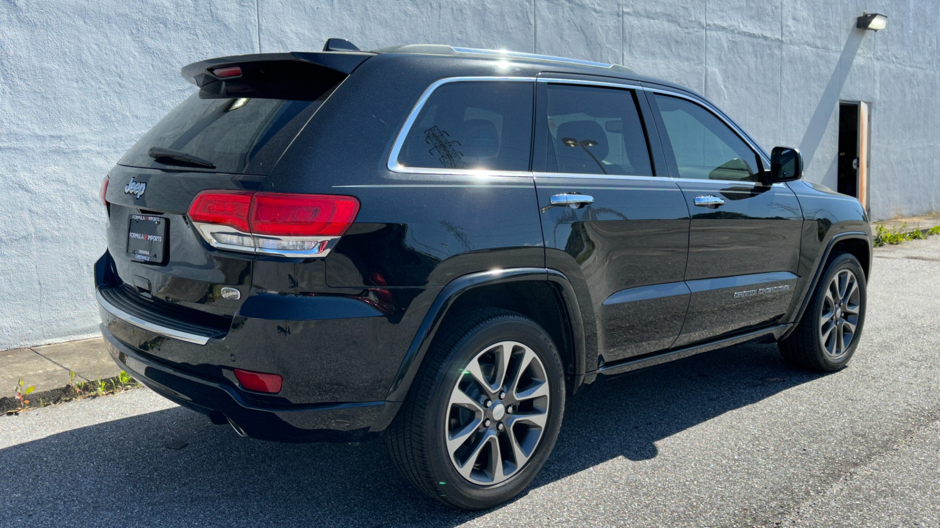Used 2018 Jeep Grand Cherokee OVERLAND / LEATHER / RWD / PREMIUM SOUND / NAV for sale Sold at Formula Imports in Charlotte NC 28227 7