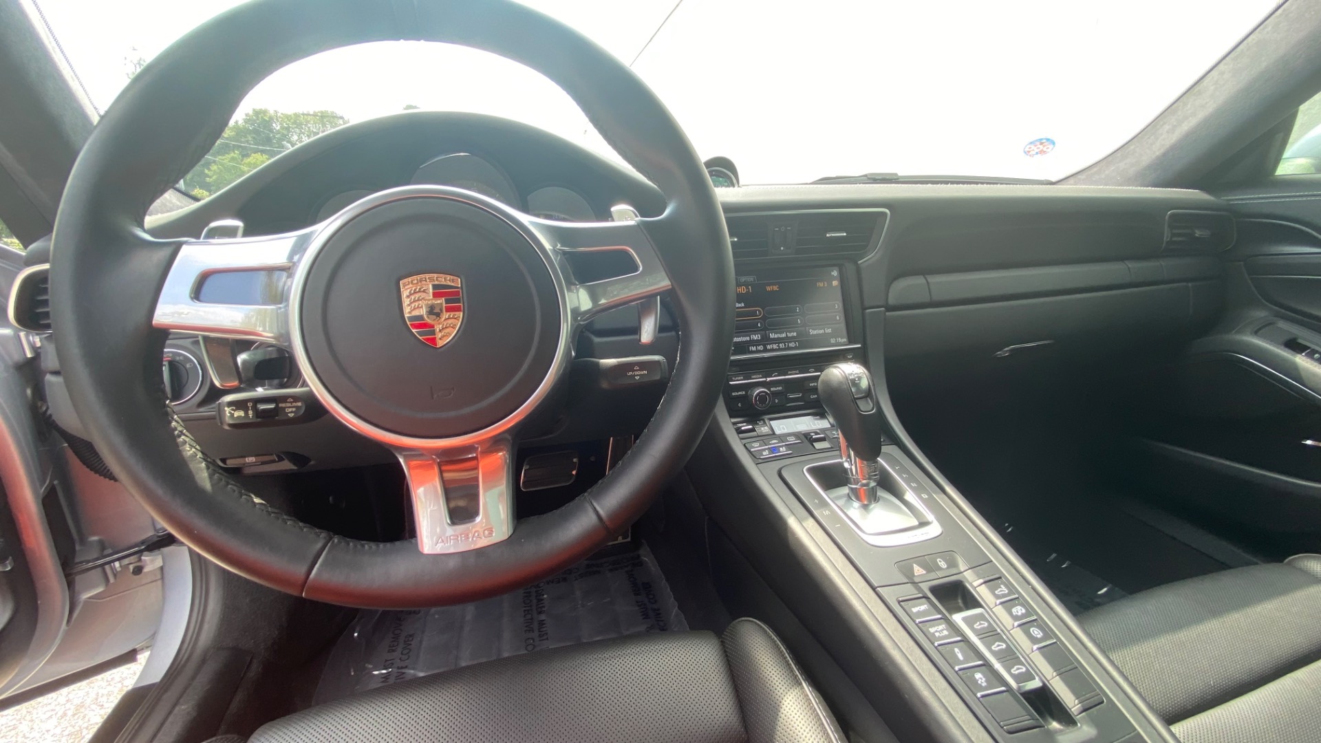 Used 2014 Porsche 911 CARRERA S / SPORT EXHAUST / SPORT DESIGN WHEELS / SPORT SEATS / SPORT CHRON for sale $79,500 at Formula Imports in Charlotte NC 28227 24