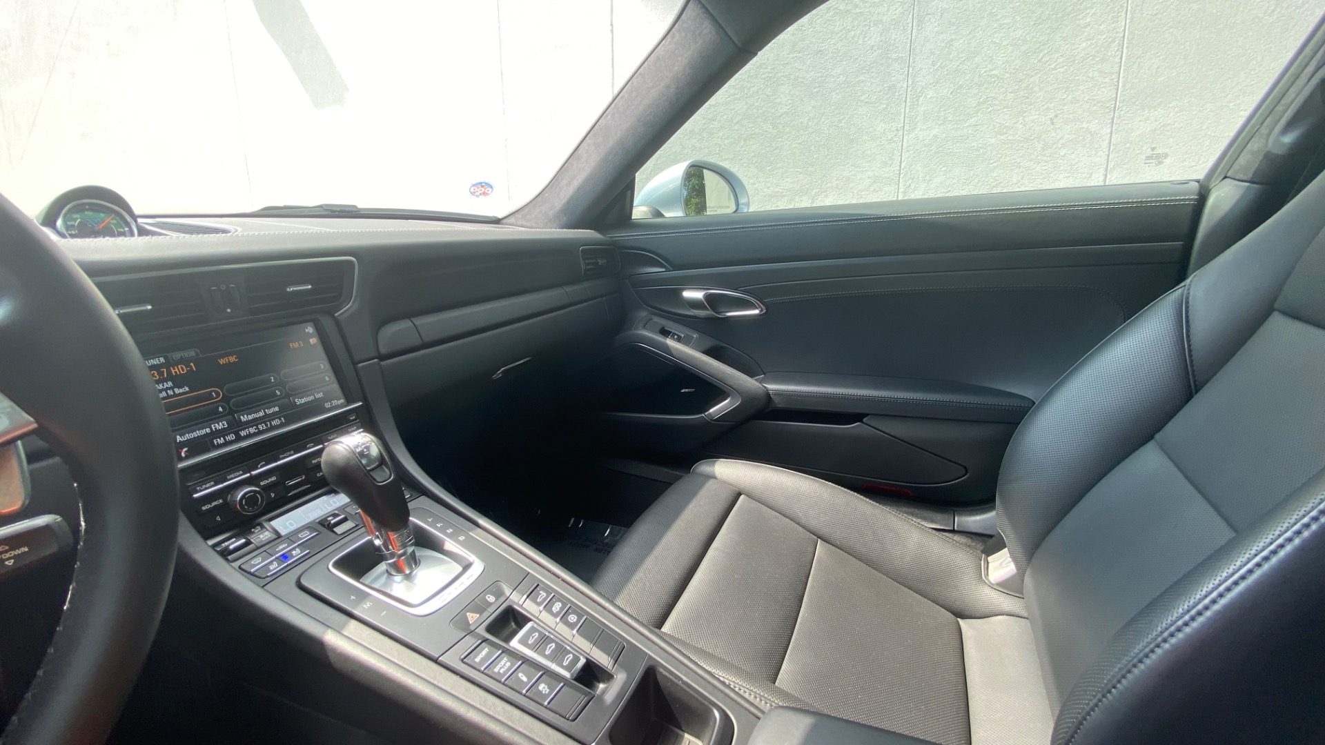 Used 2014 Porsche 911 Carrera S for sale $74,999 at Formula Imports in Charlotte NC 28227 25