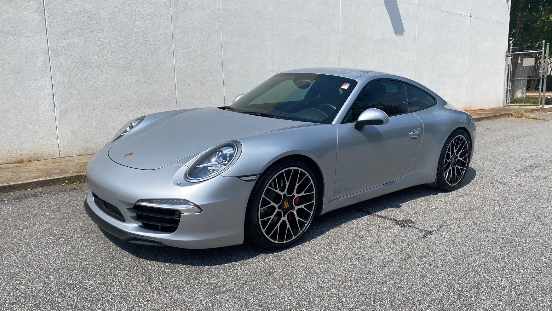 Used 2014 Porsche 911 CARRERA S / SPORT EXHAUST / SPORT DESIGN WHEELS / SPORT SEATS / SPORT CHRON for sale $79,500 at Formula Imports in Charlotte NC 28227 3