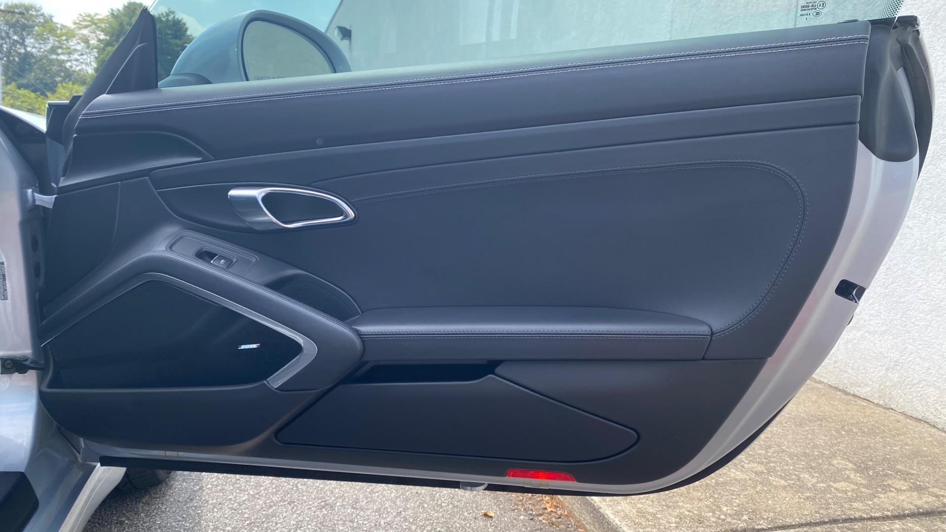 Used 2014 Porsche 911 CARRERA S / SPORT EXHAUST / SPORT DESIGN WHEELS / SPORT SEATS / SPORT CHRON for sale $79,500 at Formula Imports in Charlotte NC 28227 33