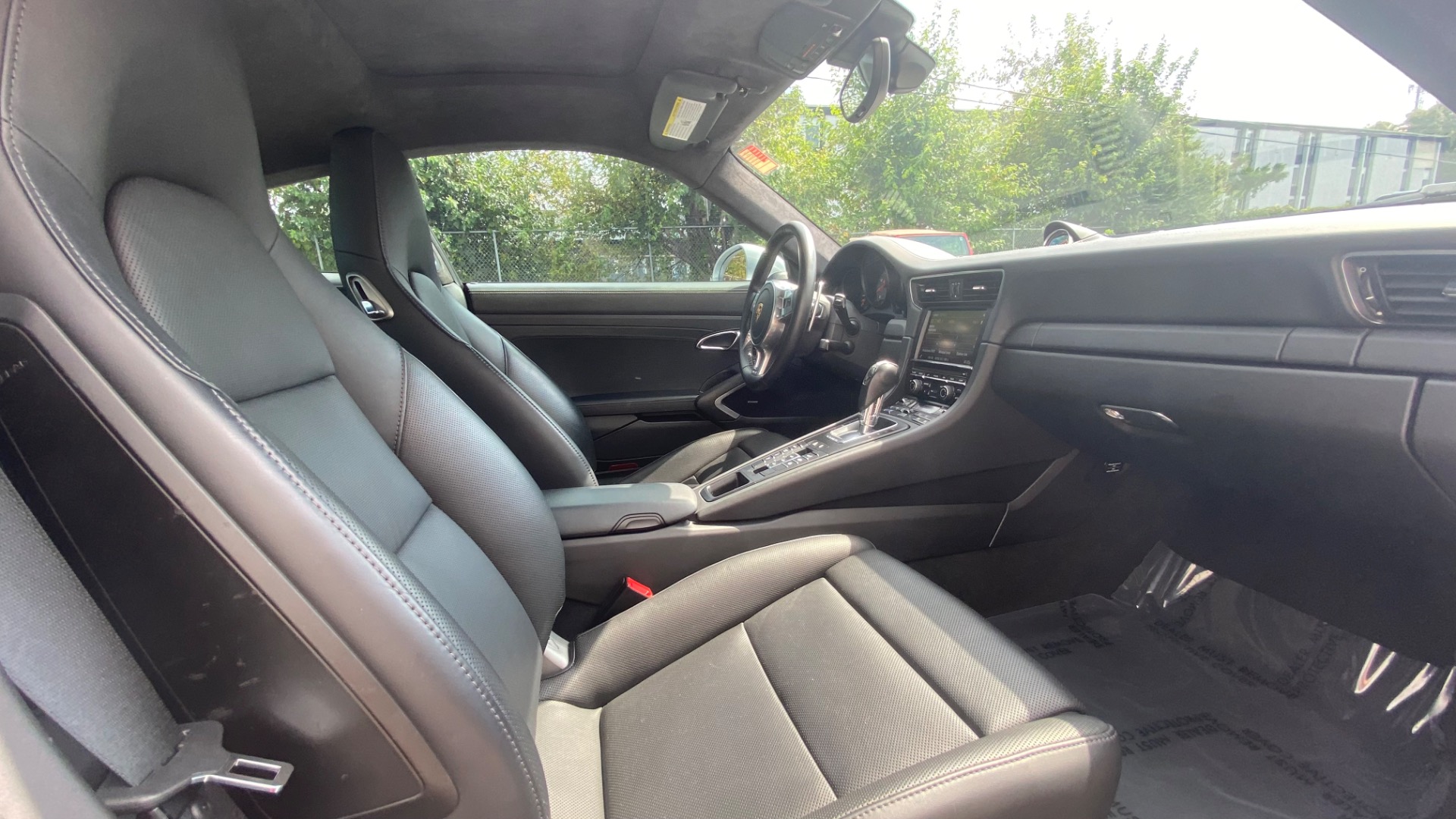 Used 2014 Porsche 911 Carrera S for sale $74,999 at Formula Imports in Charlotte NC 28227 34