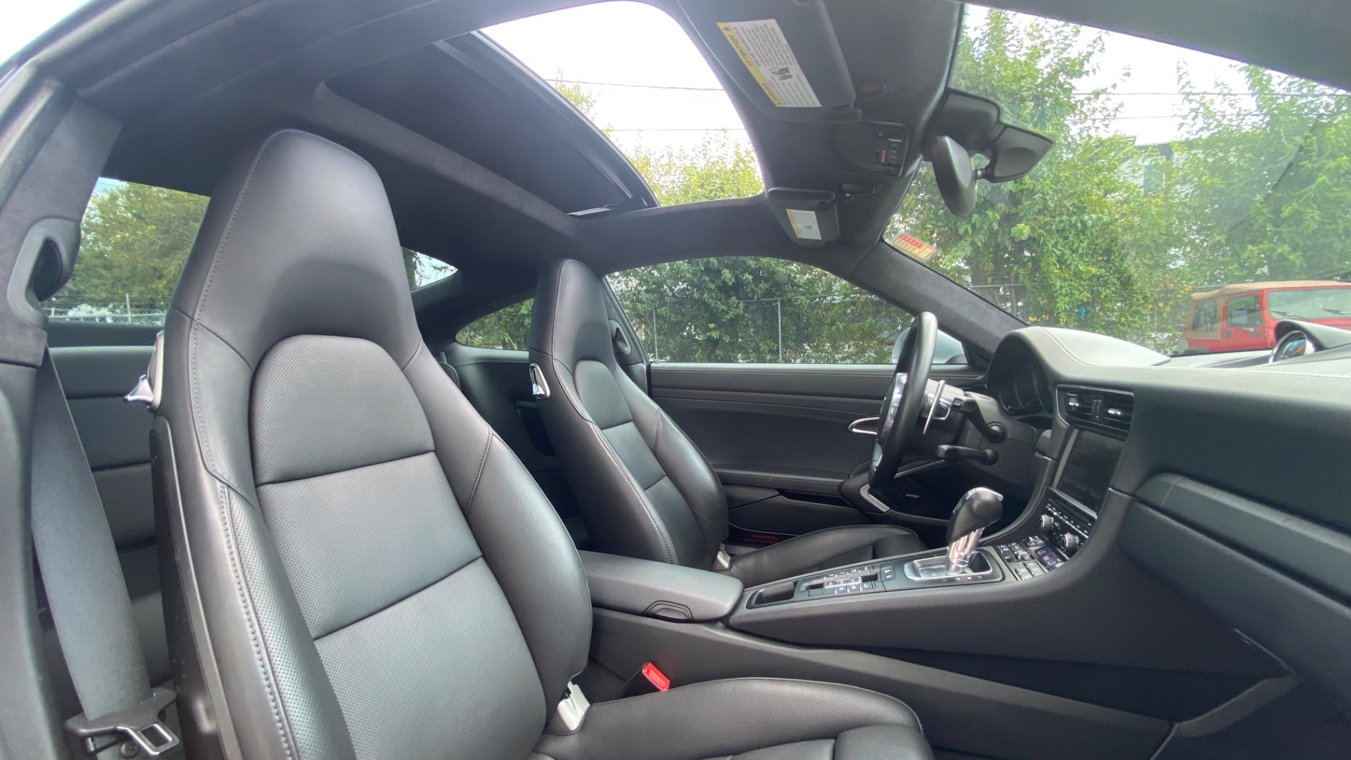 Used 2014 Porsche 911 CARRERA S / SPORT EXHAUST / SPORT DESIGN WHEELS / SPORT SEATS / SPORT CHRON for sale $79,500 at Formula Imports in Charlotte NC 28227 36