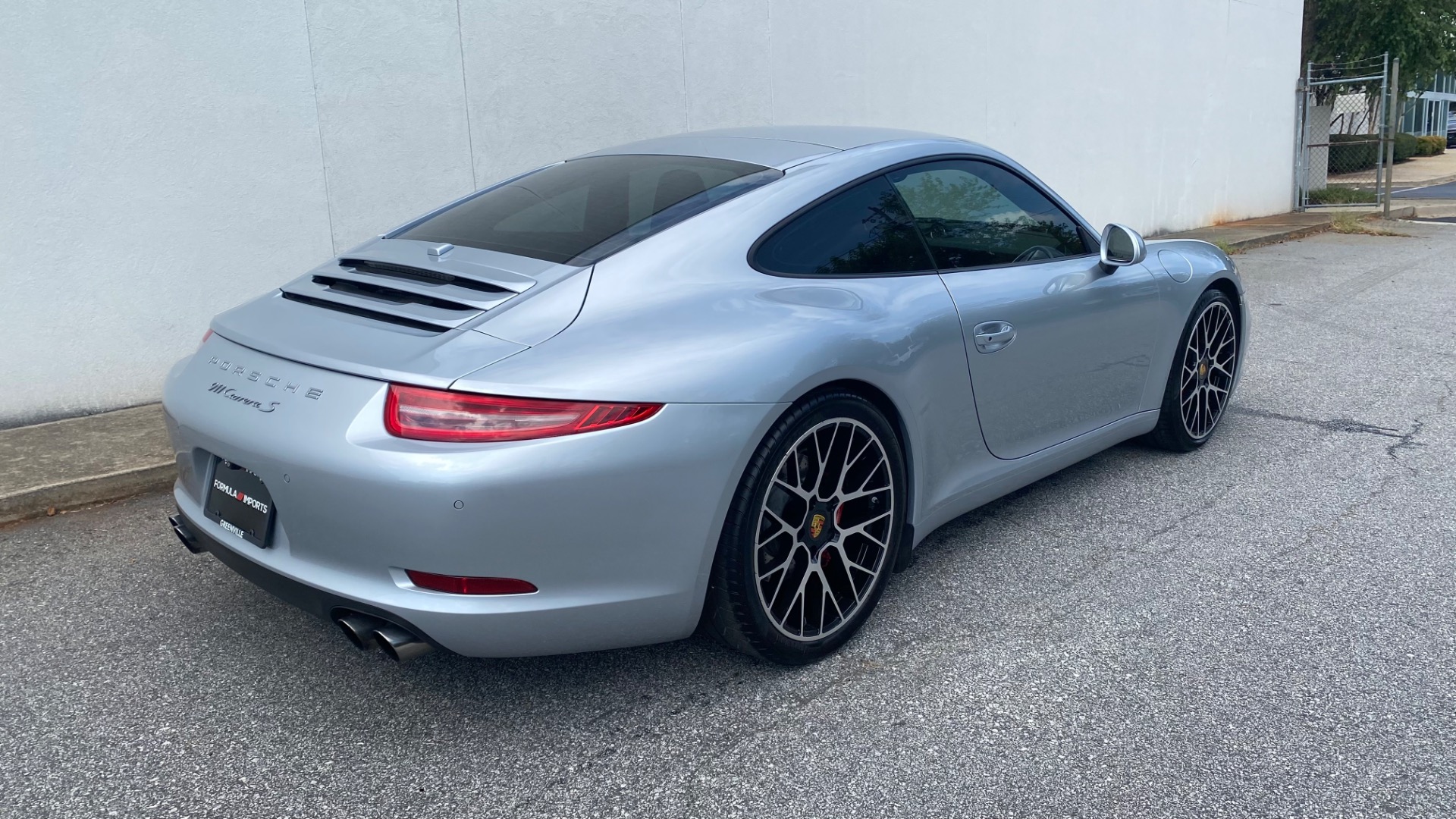 Used 2014 Porsche 911 CARRERA S / SPORT EXHAUST / SPORT DESIGN WHEELS / SPORT SEATS / SPORT CHRON for sale $79,500 at Formula Imports in Charlotte NC 28227 9
