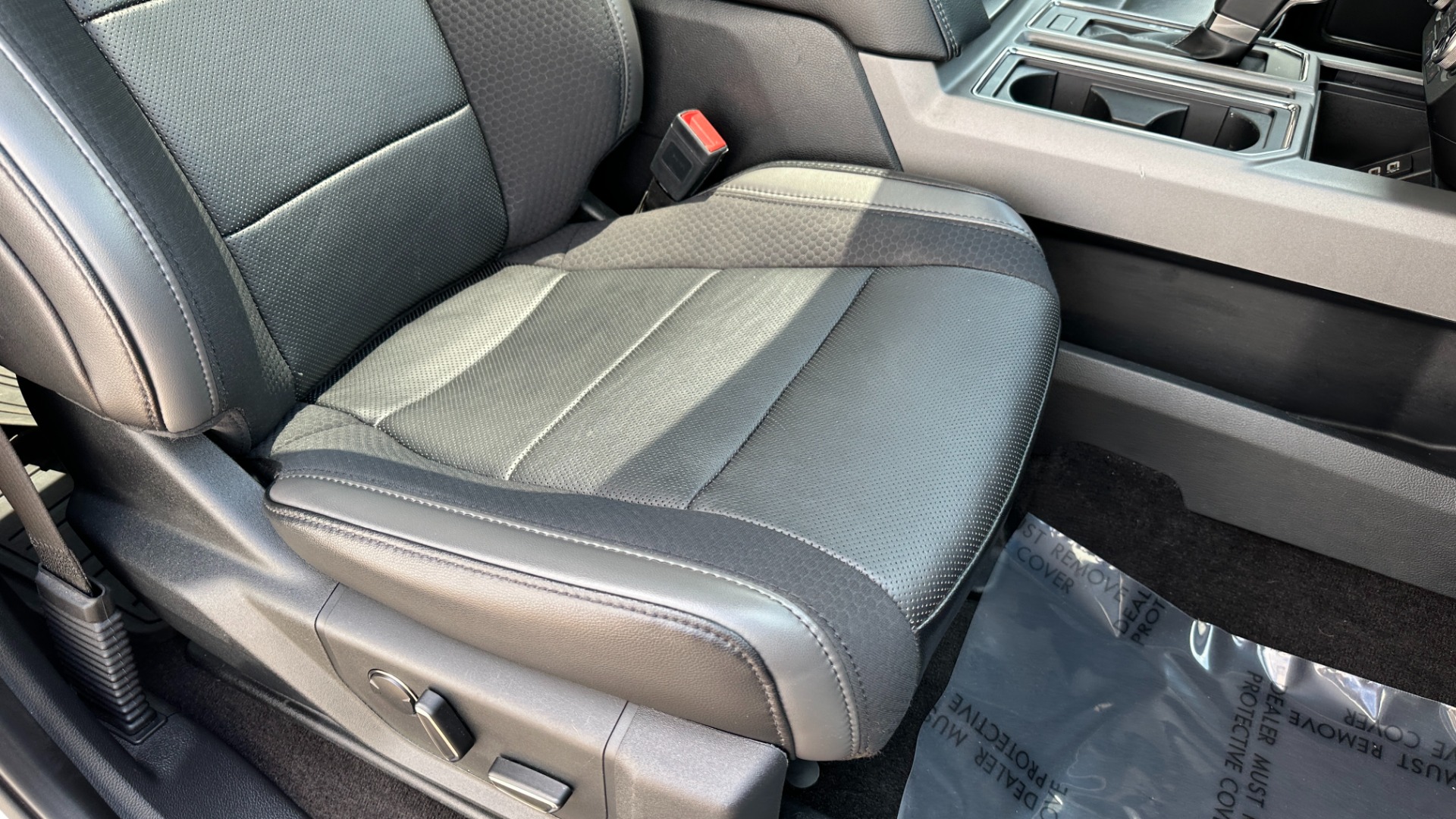Used 2020 Ford F-150 RAPTOR / HIGH OUTPUT / PANORAMIC ROOF / 17IN FORGED WHEELS for sale $59,995 at Formula Imports in Charlotte NC 28227 41