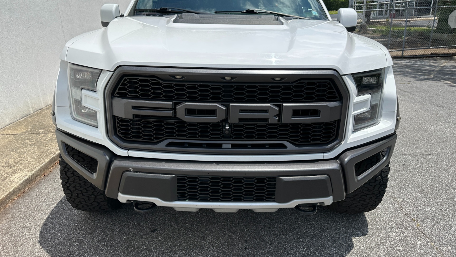 Used 2020 Ford F-150 RAPTOR / HIGH OUTPUT / PANORAMIC ROOF / 17IN FORGED WHEELS for sale $59,995 at Formula Imports in Charlotte NC 28227 8