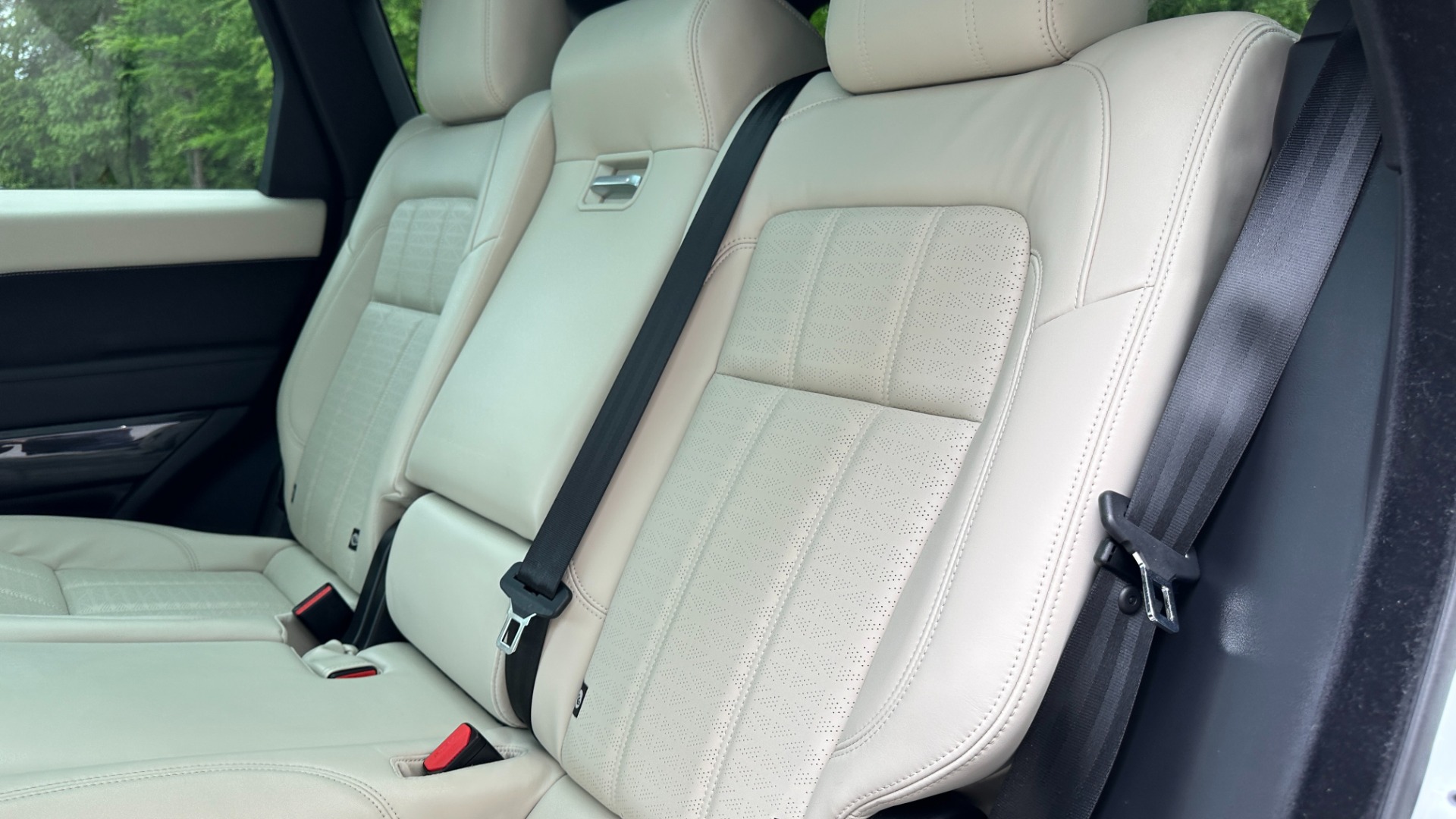 Used 2022 Land Rover Range Rover Sport AUTOBIOGRAPHY / 22 WAY MASSAGE SEATS / DRIVER ASSIST / HEADS UP DISPLAY for sale $99,999 at Formula Imports in Charlotte NC 28227 23