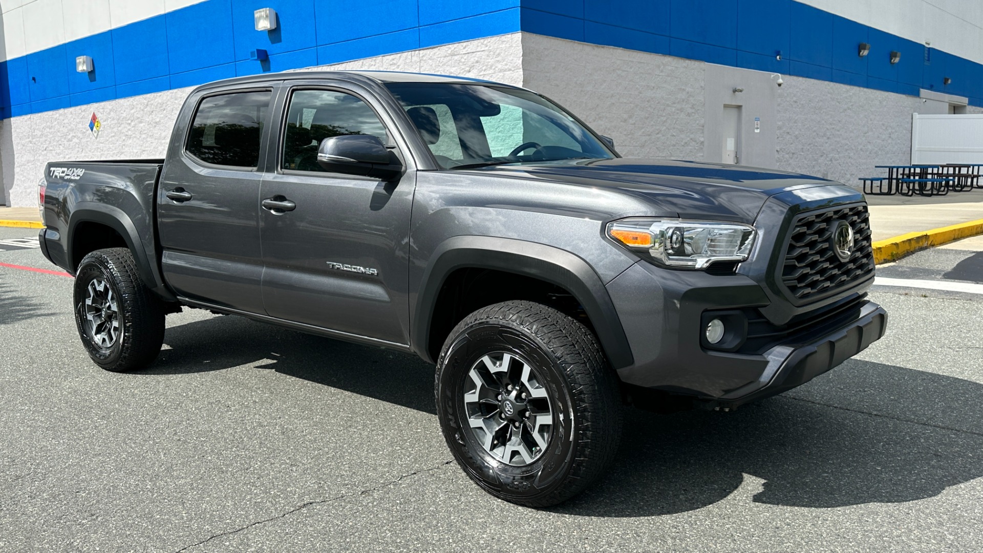 Used 2020 Toyota Tacoma 4WD TRD OFFROAD PREMIUM / 4WD / CONVENIENCE PACKAGE / LEATHER / NAVIGATION for sale $38,995 at Formula Imports in Charlotte NC 28227 2