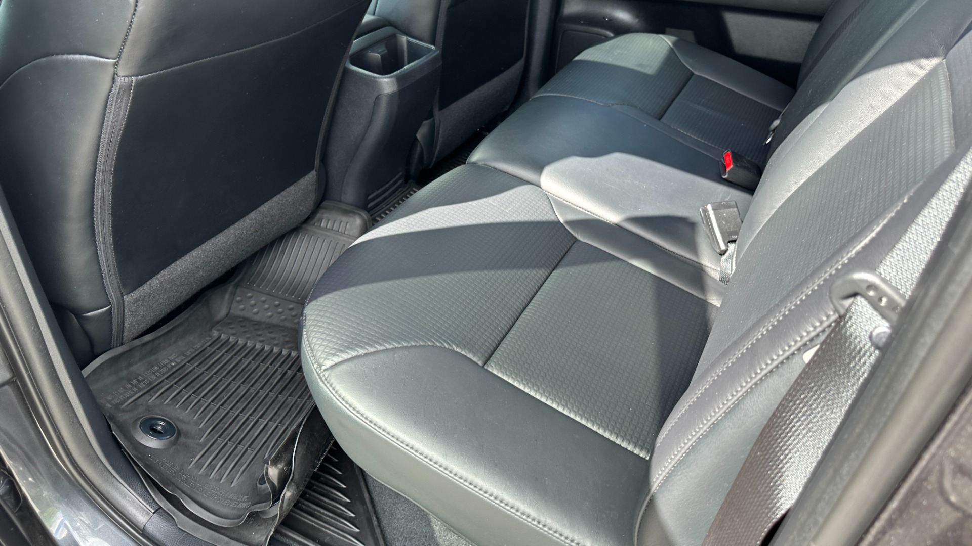 Used 2020 Toyota Tacoma 4WD TRD OFFROAD PREMIUM / 4WD / CONVENIENCE PACKAGE / LEATHER / NAVIGATION for sale $38,995 at Formula Imports in Charlotte NC 28227 26