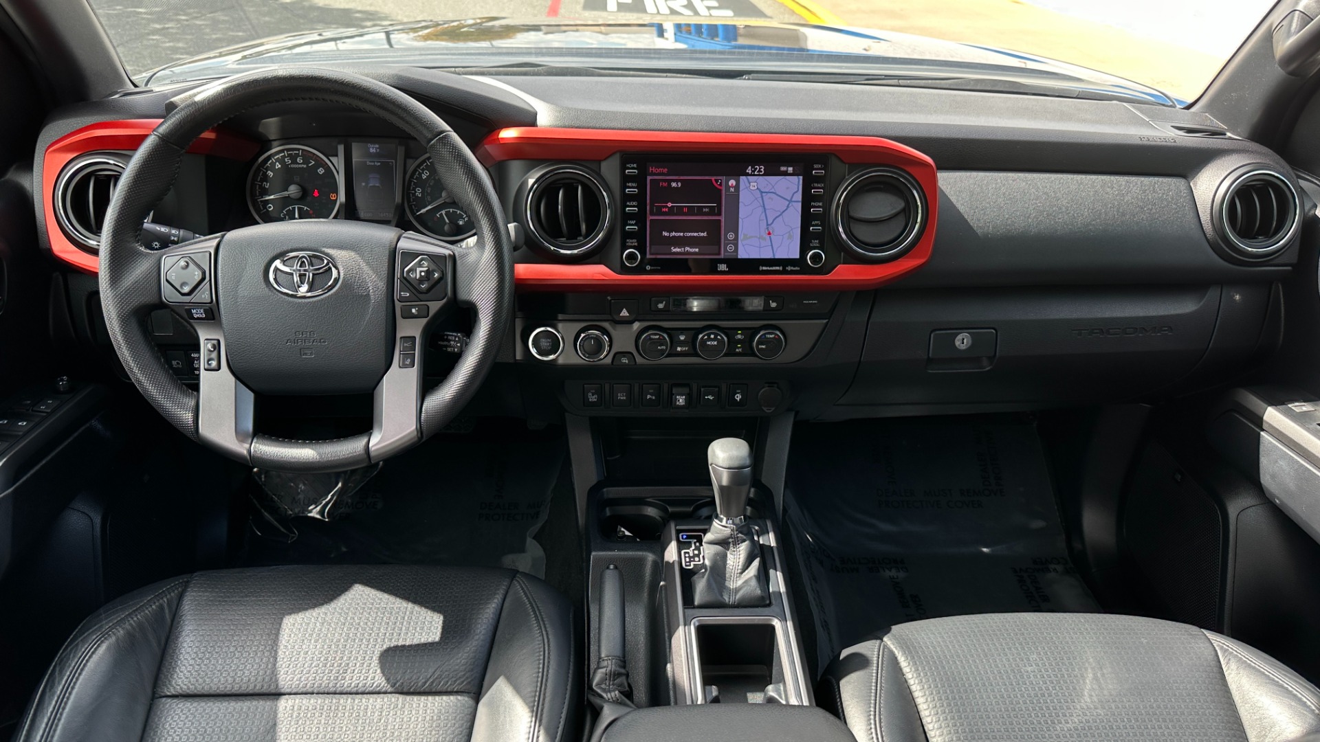 Used 2020 Toyota Tacoma 4WD TRD OFFROAD PREMIUM / 4WD / CONVENIENCE PACKAGE / LEATHER / NAVIGATION for sale $38,995 at Formula Imports in Charlotte NC 28227 27