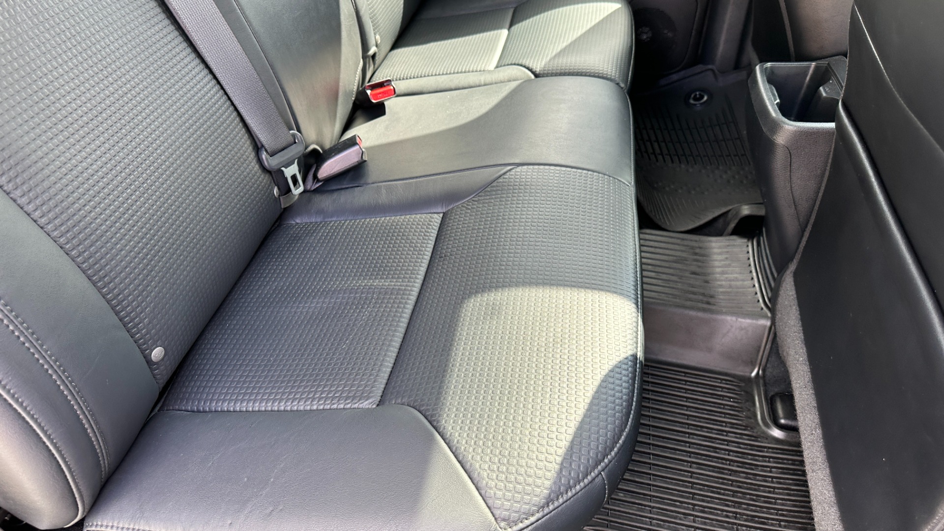 Used 2020 Toyota Tacoma 4WD TRD OFFROAD PREMIUM / 4WD / CONVENIENCE PACKAGE / LEATHER / NAVIGATION for sale $38,995 at Formula Imports in Charlotte NC 28227 31