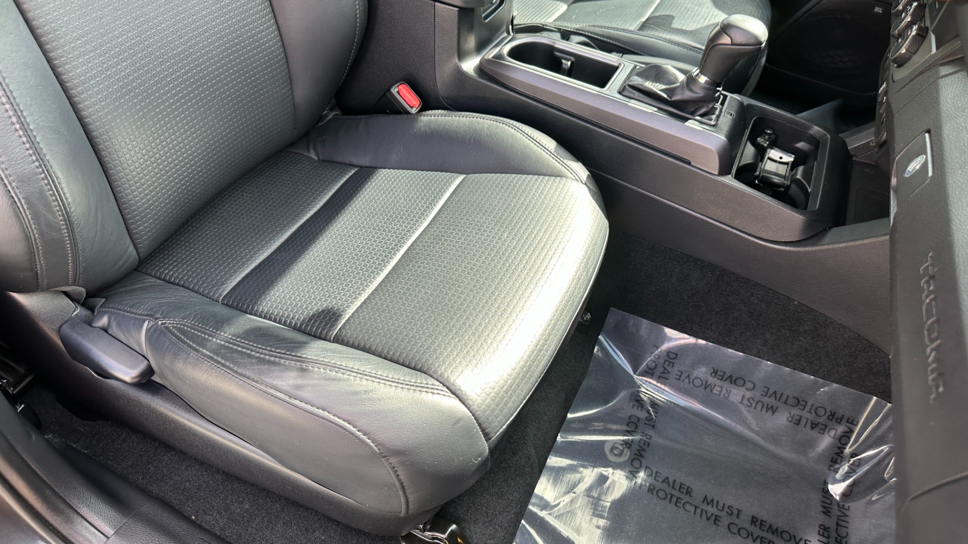 Used 2020 Toyota Tacoma 4WD TRD OFFROAD PREMIUM / 4WD / CONVENIENCE PACKAGE / LEATHER / NAVIGATION for sale $38,995 at Formula Imports in Charlotte NC 28227 36