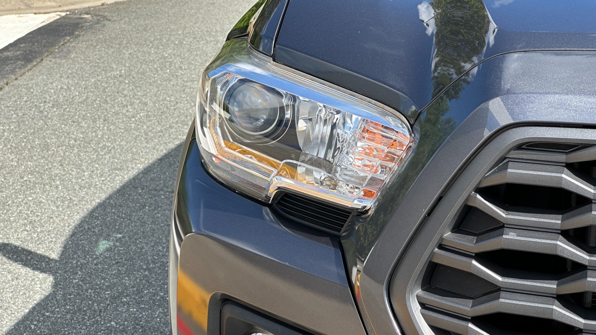 Used 2020 Toyota Tacoma 4WD TRD OFFROAD PREMIUM / 4WD / CONVENIENCE PACKAGE / LEATHER / NAVIGATION for sale $38,995 at Formula Imports in Charlotte NC 28227 38