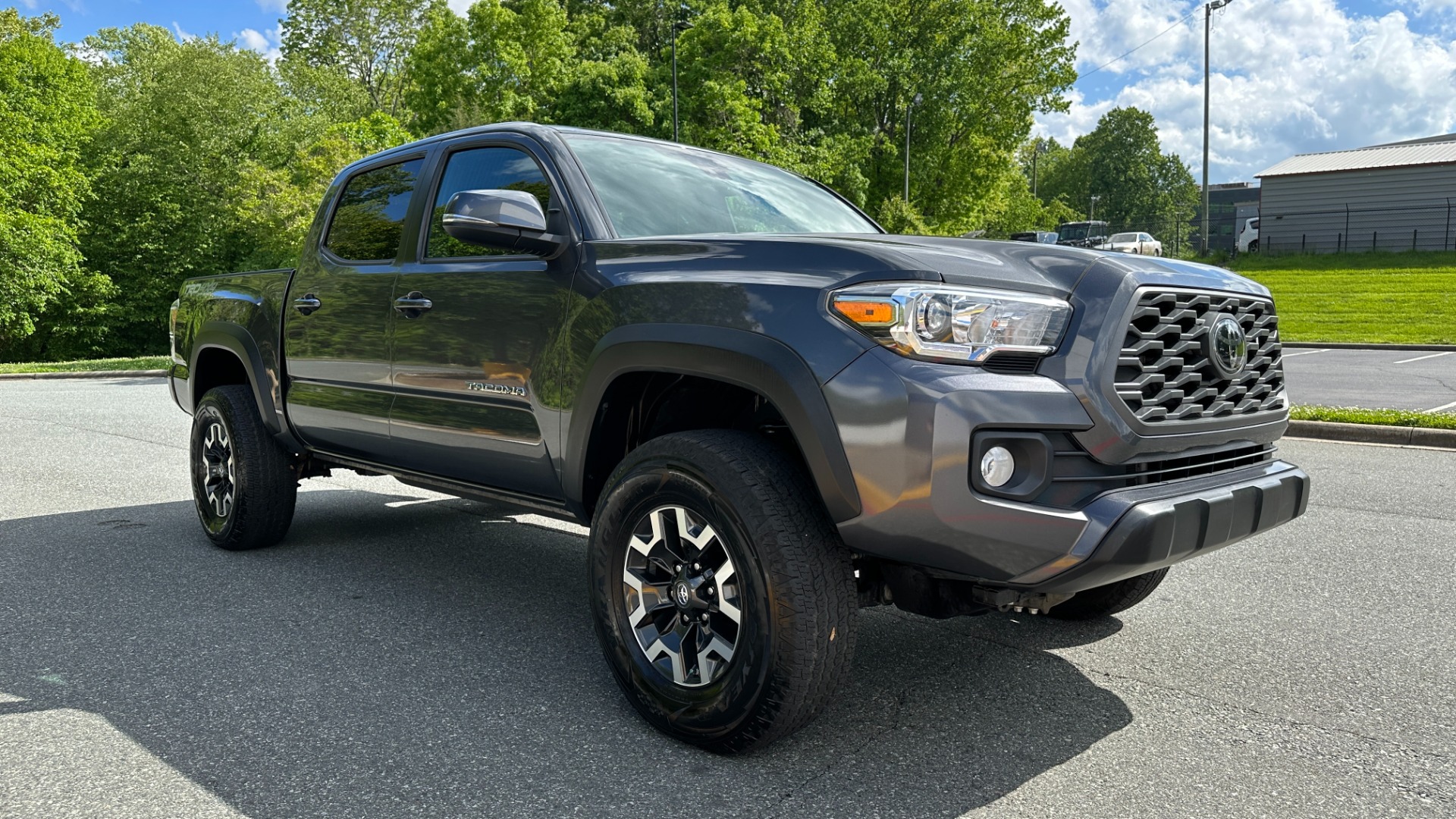 Used 2020 Toyota Tacoma 4WD TRD OFFROAD PREMIUM / 4WD / CONVENIENCE PACKAGE / LEATHER / NAVIGATION for sale $38,995 at Formula Imports in Charlotte NC 28227 5