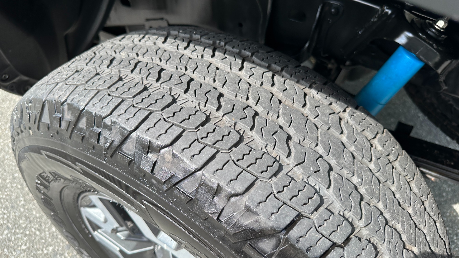 Used 2020 Toyota Tacoma 4WD TRD OFFROAD PREMIUM / 4WD / CONVENIENCE PACKAGE / LEATHER / NAVIGATION for sale $38,995 at Formula Imports in Charlotte NC 28227 51