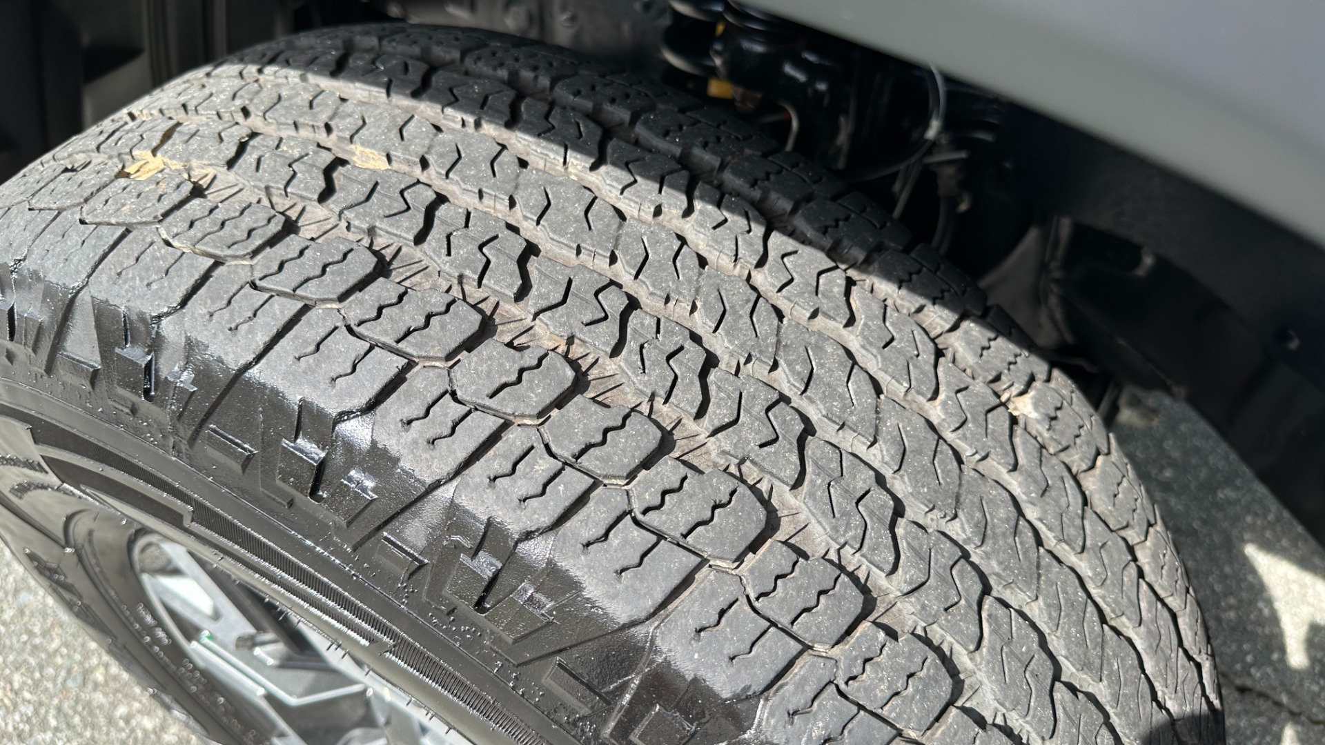 Used 2020 Toyota Tacoma 4WD TRD OFFROAD PREMIUM / 4WD / CONVENIENCE PACKAGE / LEATHER / NAVIGATION for sale $38,995 at Formula Imports in Charlotte NC 28227 52