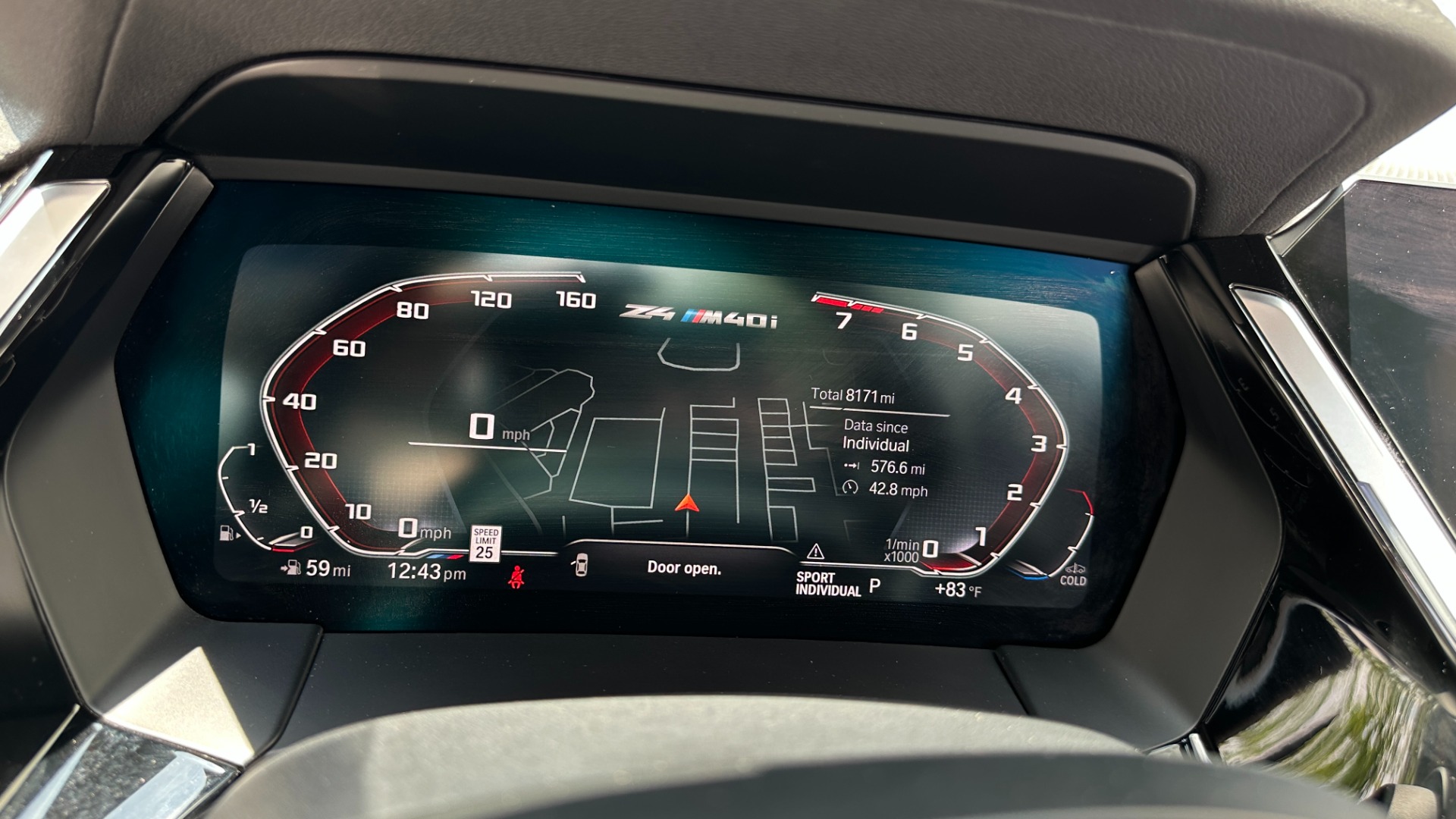 Used 2020 BMW Z4 sDriveM40i / ROADSTER / LEATHER / AMBIENT LIGHT / REMOTE START / DRIVE ASST for sale $55,995 at Formula Imports in Charlotte NC 28227 23