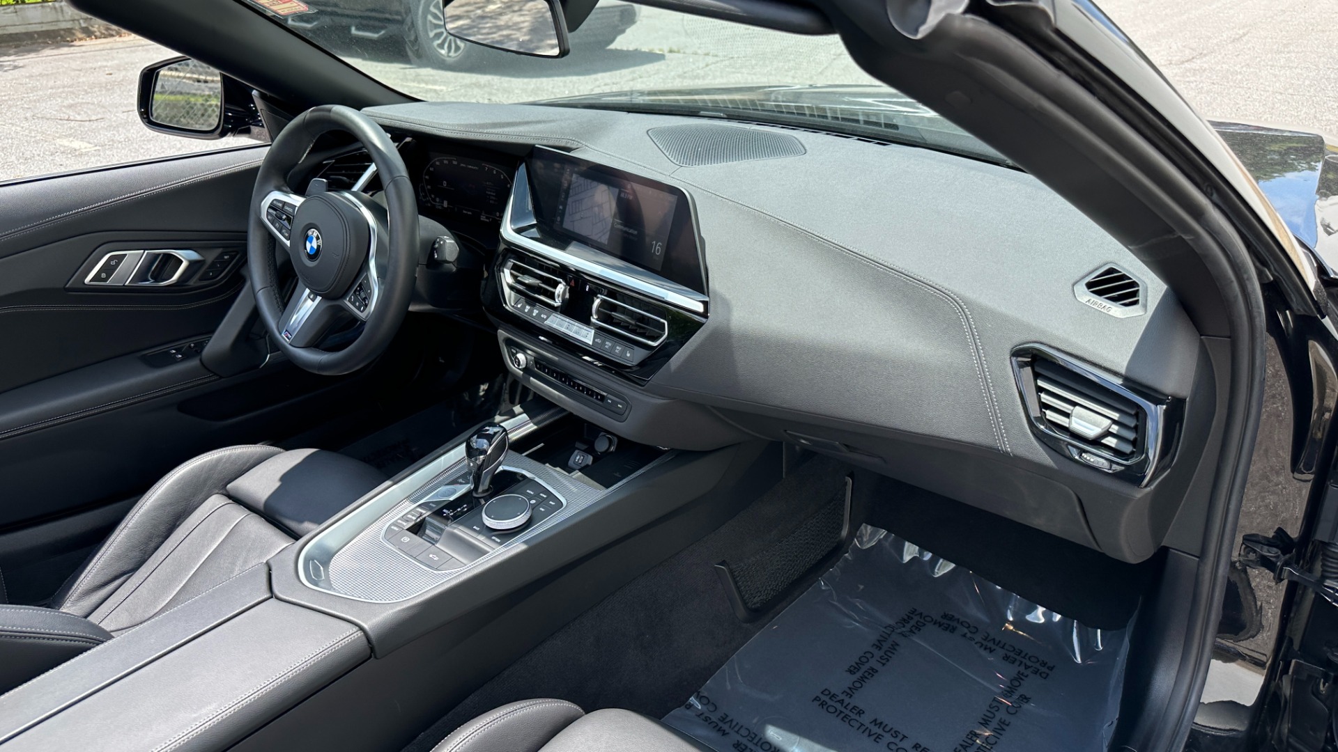 Used 2020 BMW Z4 sDriveM40i / ROADSTER / LEATHER / AMBIENT LIGHT / REMOTE START / DRIVE ASST for sale $55,995 at Formula Imports in Charlotte NC 28227 31