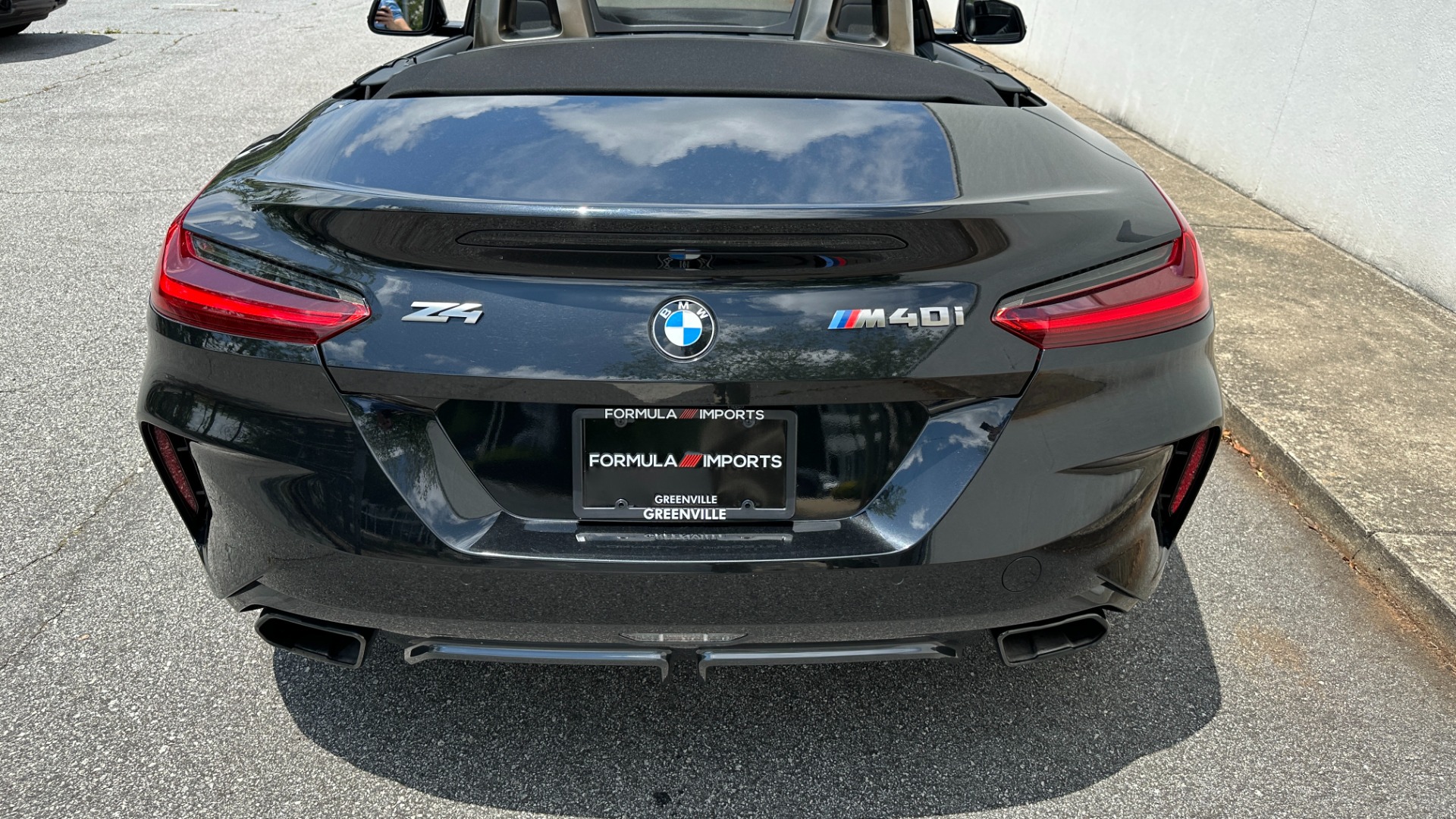 Used 2020 BMW Z4 sDriveM40i / ROADSTER / LEATHER / AMBIENT LIGHT / REMOTE START / DRIVE ASST for sale $55,995 at Formula Imports in Charlotte NC 28227 8