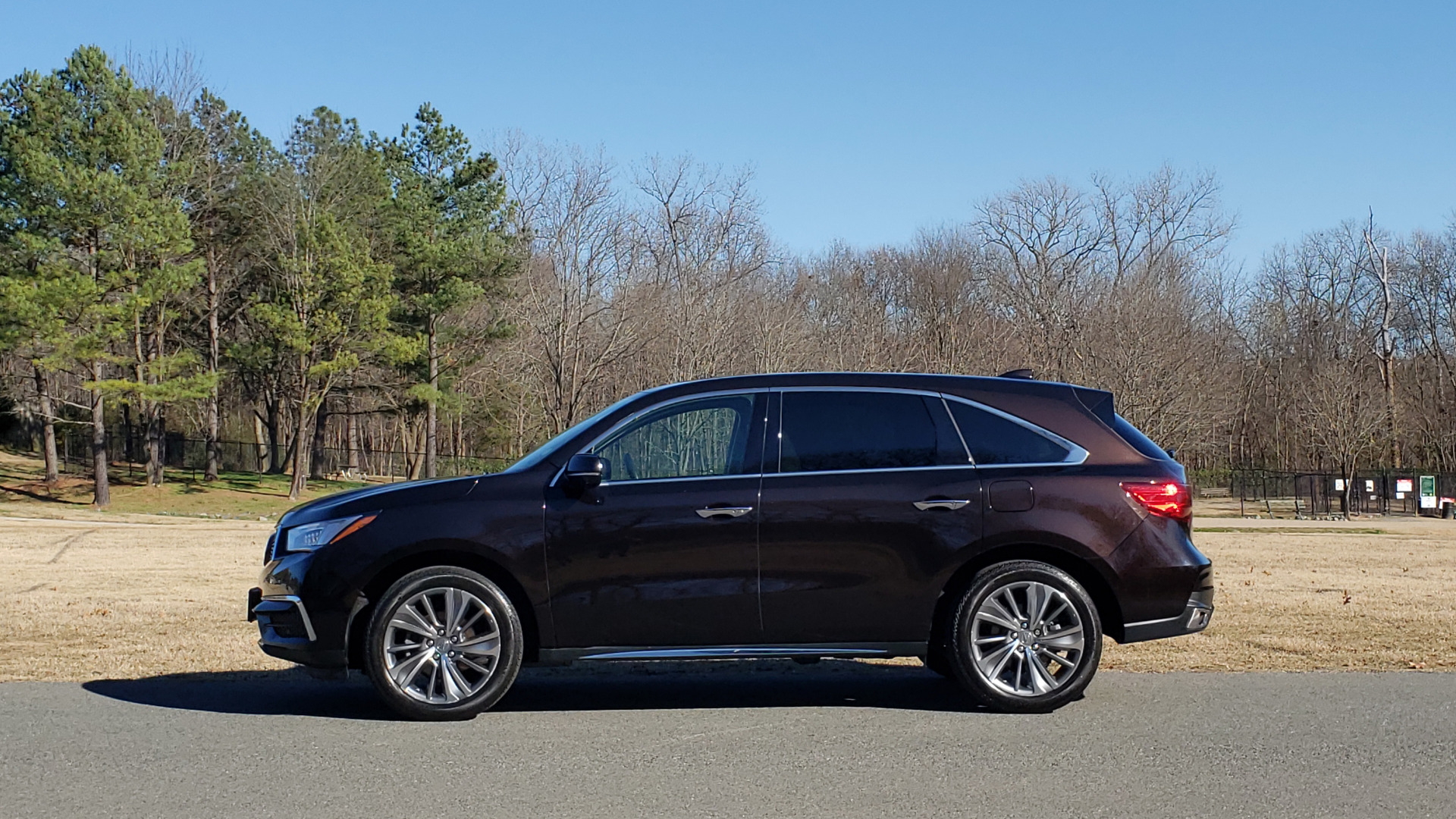 Used 2017 Acura MDX W/TECHNOLOGY PKG / AWD / NAV / SUNROOF / REARVIEW for sale Sold at Formula Imports in Charlotte NC 28227 2