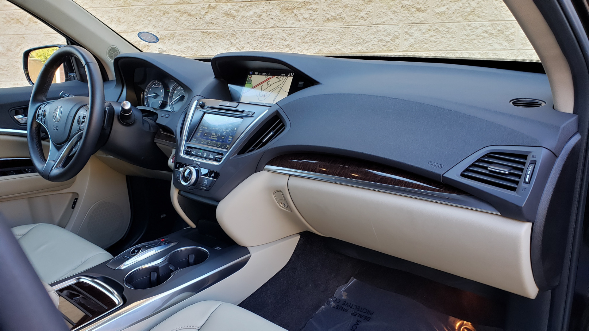 Used 2017 Acura MDX W/TECHNOLOGY PKG / AWD / NAV / SUNROOF / REARVIEW for sale Sold at Formula Imports in Charlotte NC 28227 70