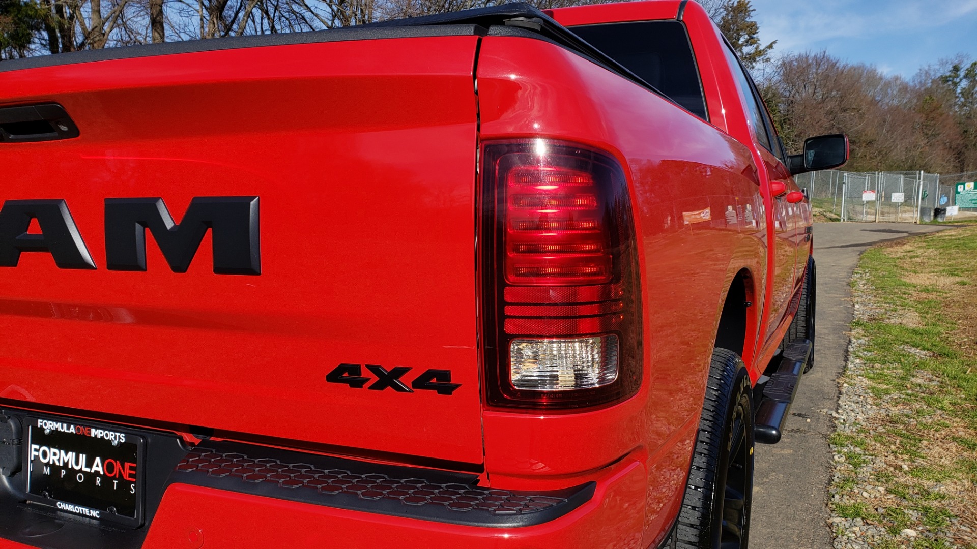 Used 2017 Ram 1500 NIGHT EDITION CREWCAB 4X4 / NAV / PARKSENSE for sale Sold at Formula Imports in Charlotte NC 28227 25