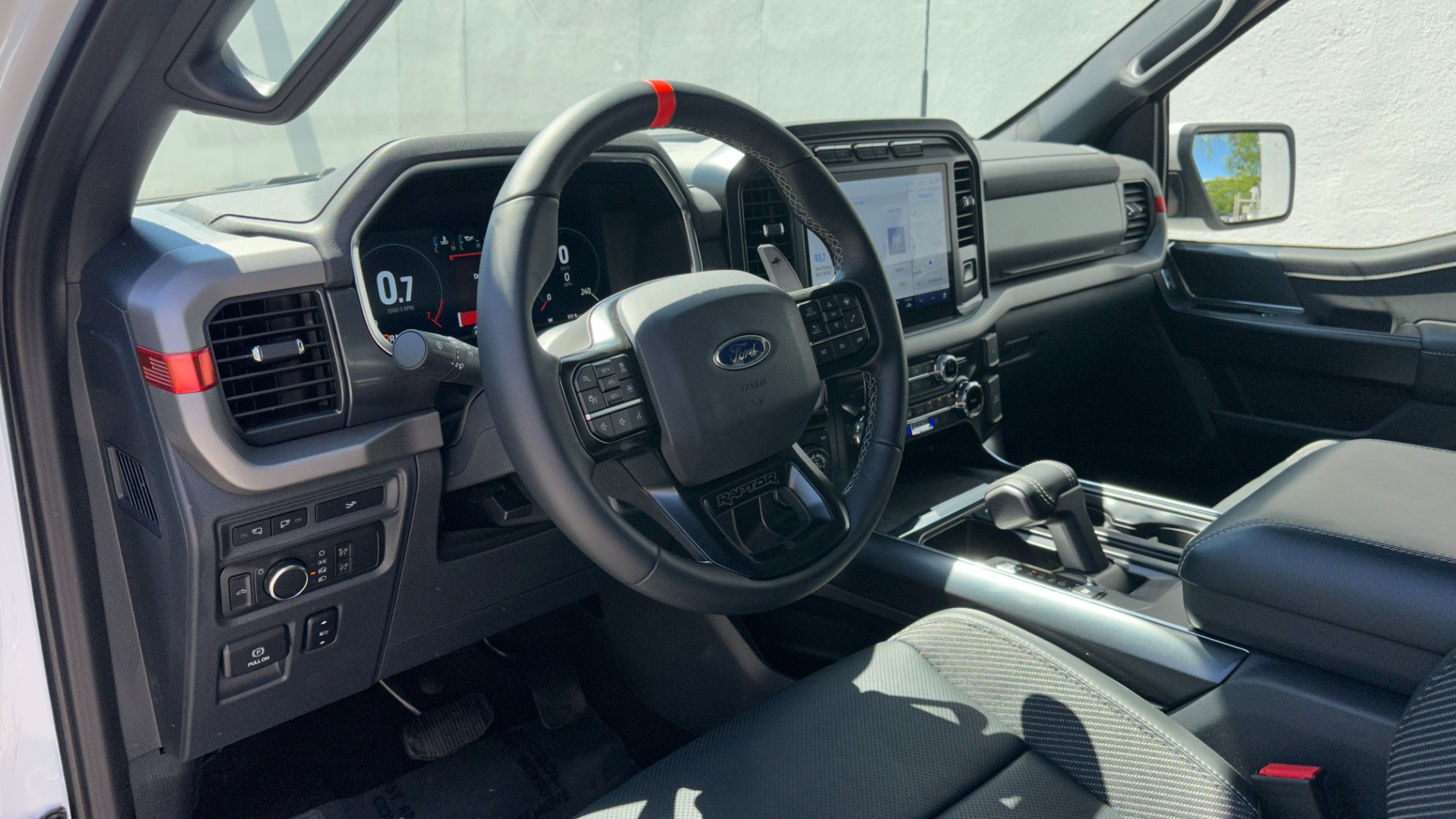 Used 2022 Ford F-150 RAPTOR / AUTO CRUISE / POWER TAIL GATE / LEATHER / 4WD / NAV for sale $81,999 at Formula Imports in Charlotte NC 28227 11