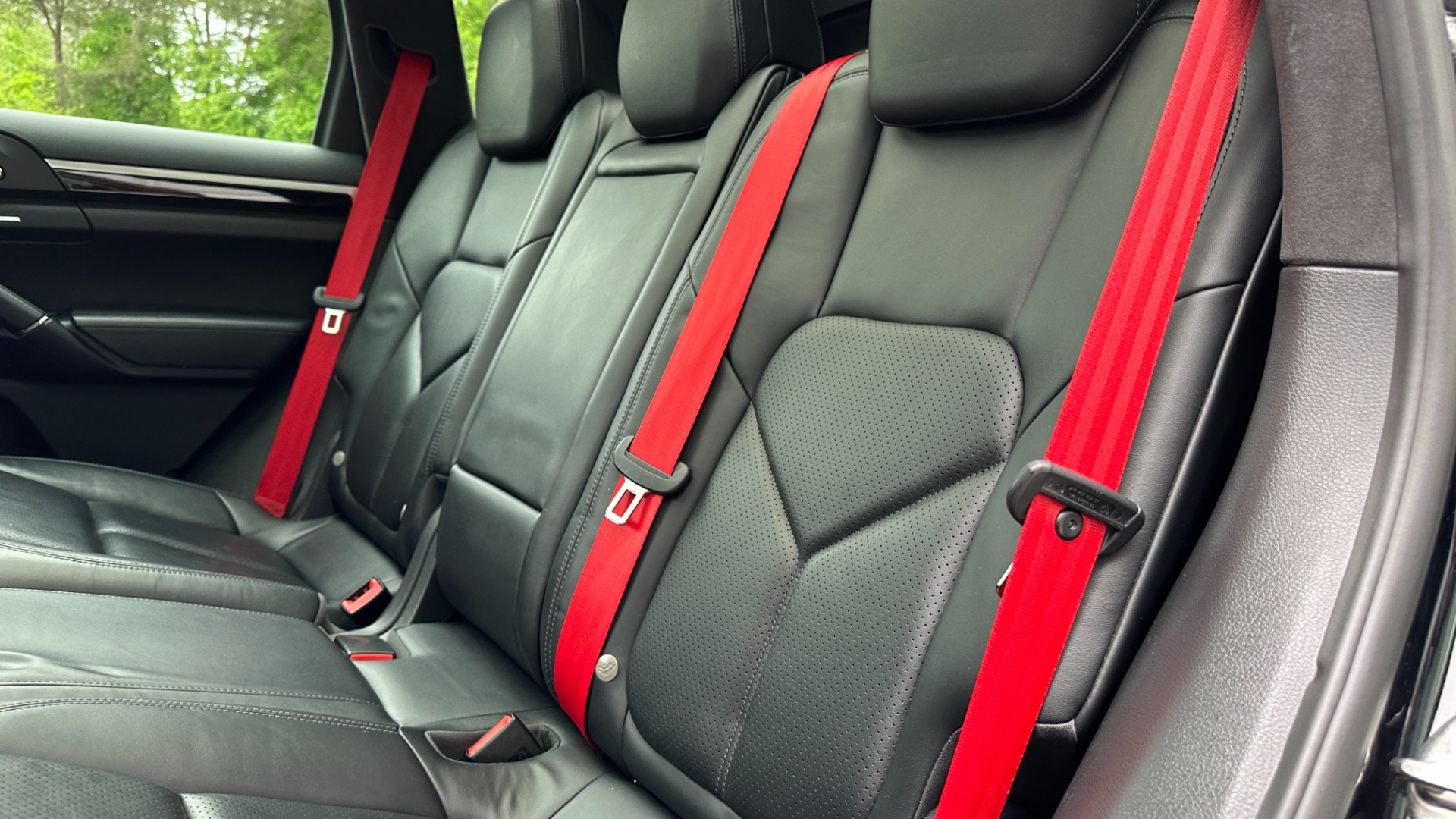 Used 2014 Porsche Cayenne GTS / SPORT WHEELS / COMFORT PKG / PANORAMIC ROOF for sale $31,995 at Formula Imports in Charlotte NC 28227 23