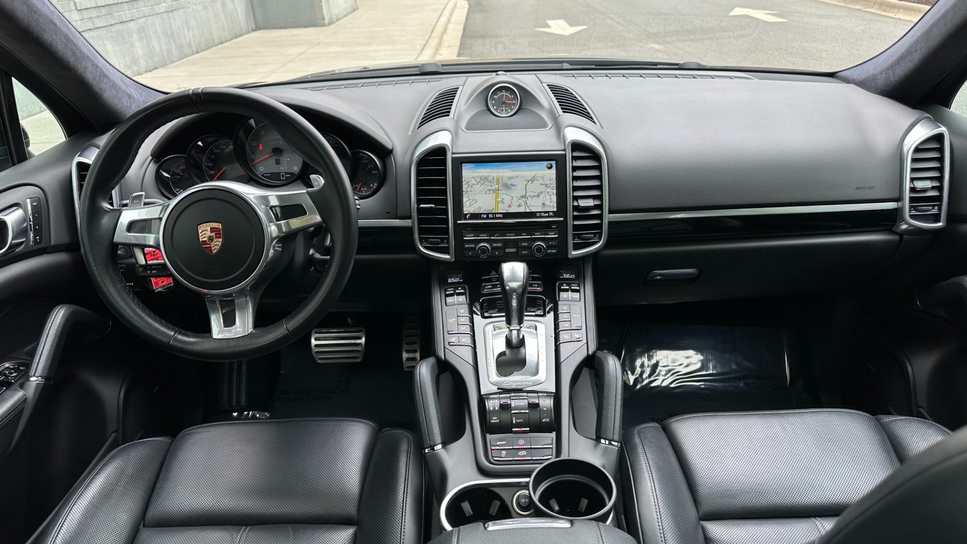 Used 2014 Porsche Cayenne GTS / SPORT WHEELS / COMFORT PKG / PANORAMIC ROOF for sale $31,995 at Formula Imports in Charlotte NC 28227 26