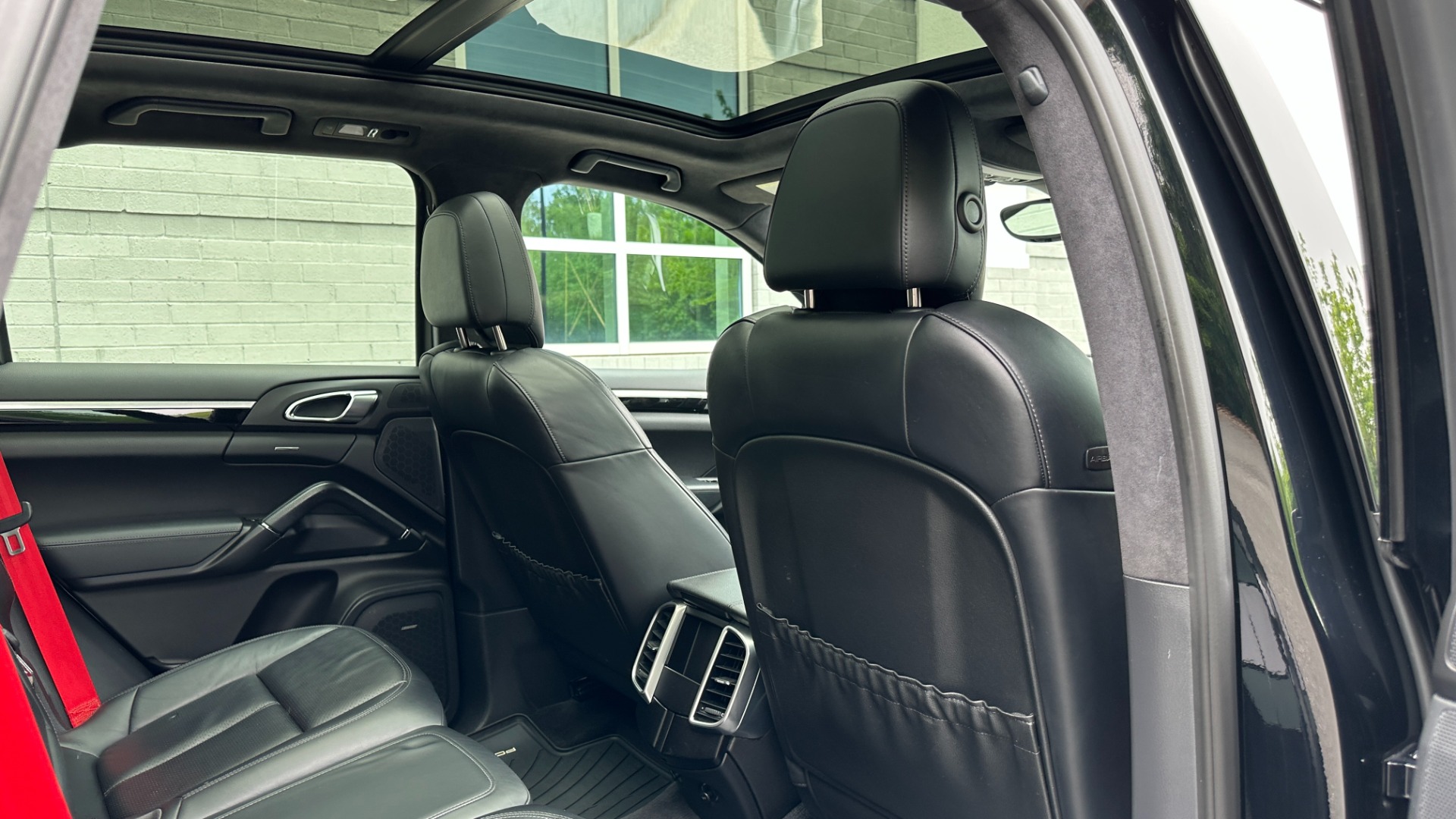 Used 2014 Porsche Cayenne GTS / SPORT WHEELS / COMFORT PKG / PANORAMIC ROOF for sale Sold at Formula Imports in Charlotte NC 28227 29