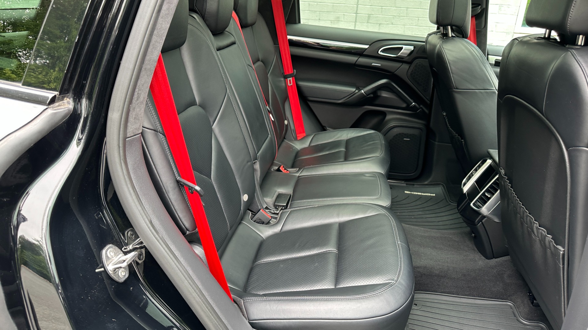 Used 2014 Porsche Cayenne GTS / SPORT WHEELS / COMFORT PKG / PANORAMIC ROOF for sale $31,995 at Formula Imports in Charlotte NC 28227 30