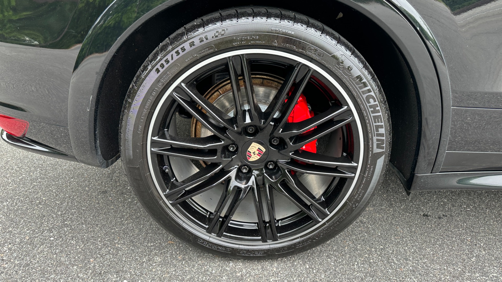Used 2014 Porsche Cayenne GTS / SPORT WHEELS / COMFORT PKG / PANORAMIC ROOF for sale $31,995 at Formula Imports in Charlotte NC 28227 45