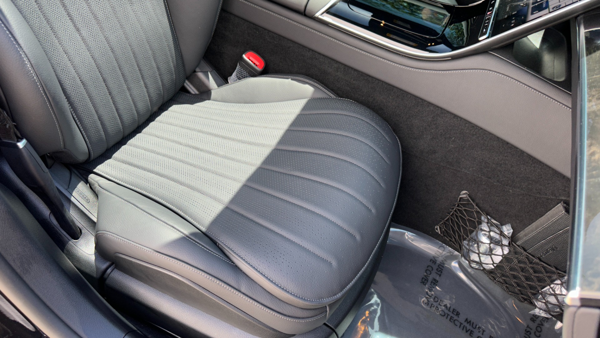 Used 2023 Mercedes-Benz S-Class S500 / AMG LINE / MBUX REAR ENTERTAINMENT / AMG WHEELS 21IN for sale $119,995 at Formula Imports in Charlotte NC 28227 38