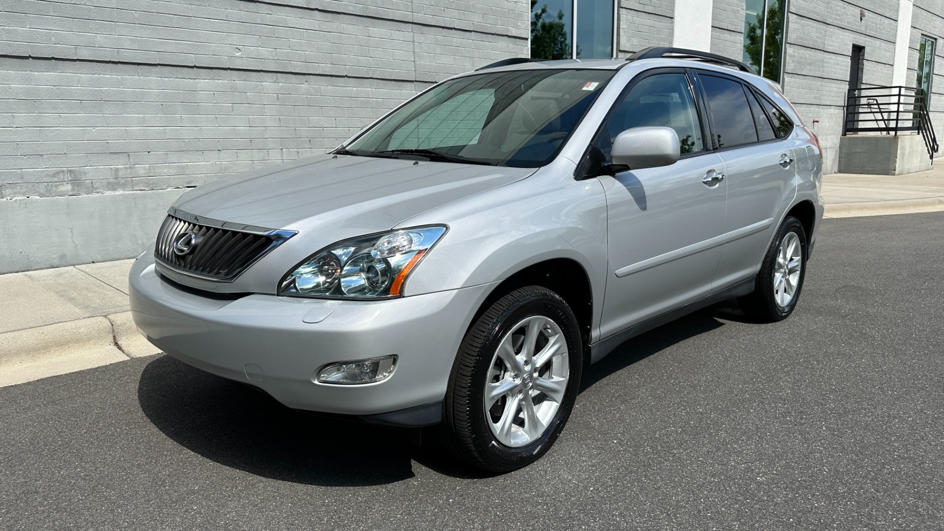 Used 2009 Lexus RX 350 LUXURY VALUE EDITION / HEATED FRONT SEATS / TOW PREP PACKAGE / NAV for sale $13,200 at Formula Imports in Charlotte NC 28227 2
