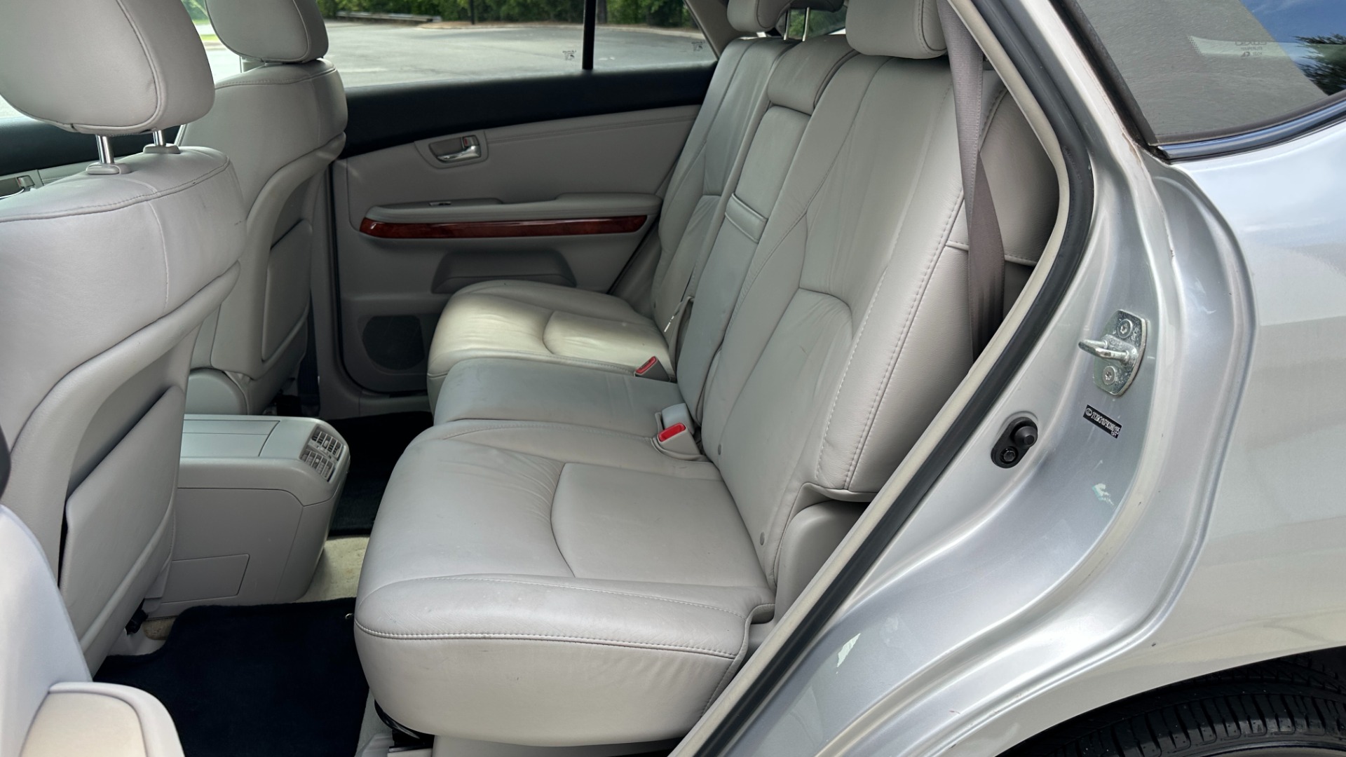 Used 2009 Lexus RX 350 LUXURY VALUE EDITION / HEATED FRONT SEATS / TOW PREP PACKAGE / NAV for sale $13,200 at Formula Imports in Charlotte NC 28227 25
