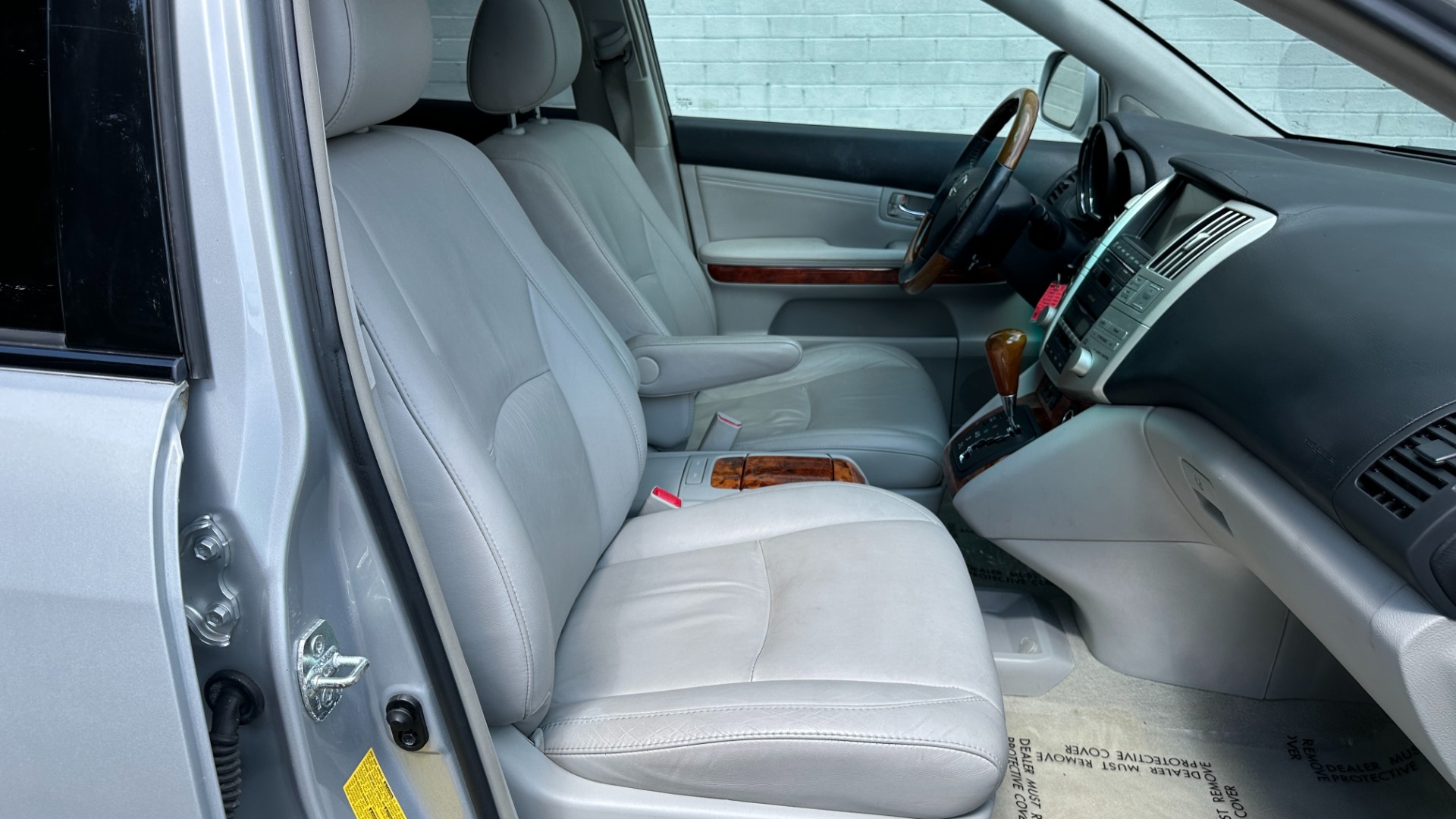 Used 2009 Lexus RX 350 LUXURY VALUE EDITION / HEATED FRONT SEATS / TOW PREP PACKAGE / NAV for sale $13,200 at Formula Imports in Charlotte NC 28227 36
