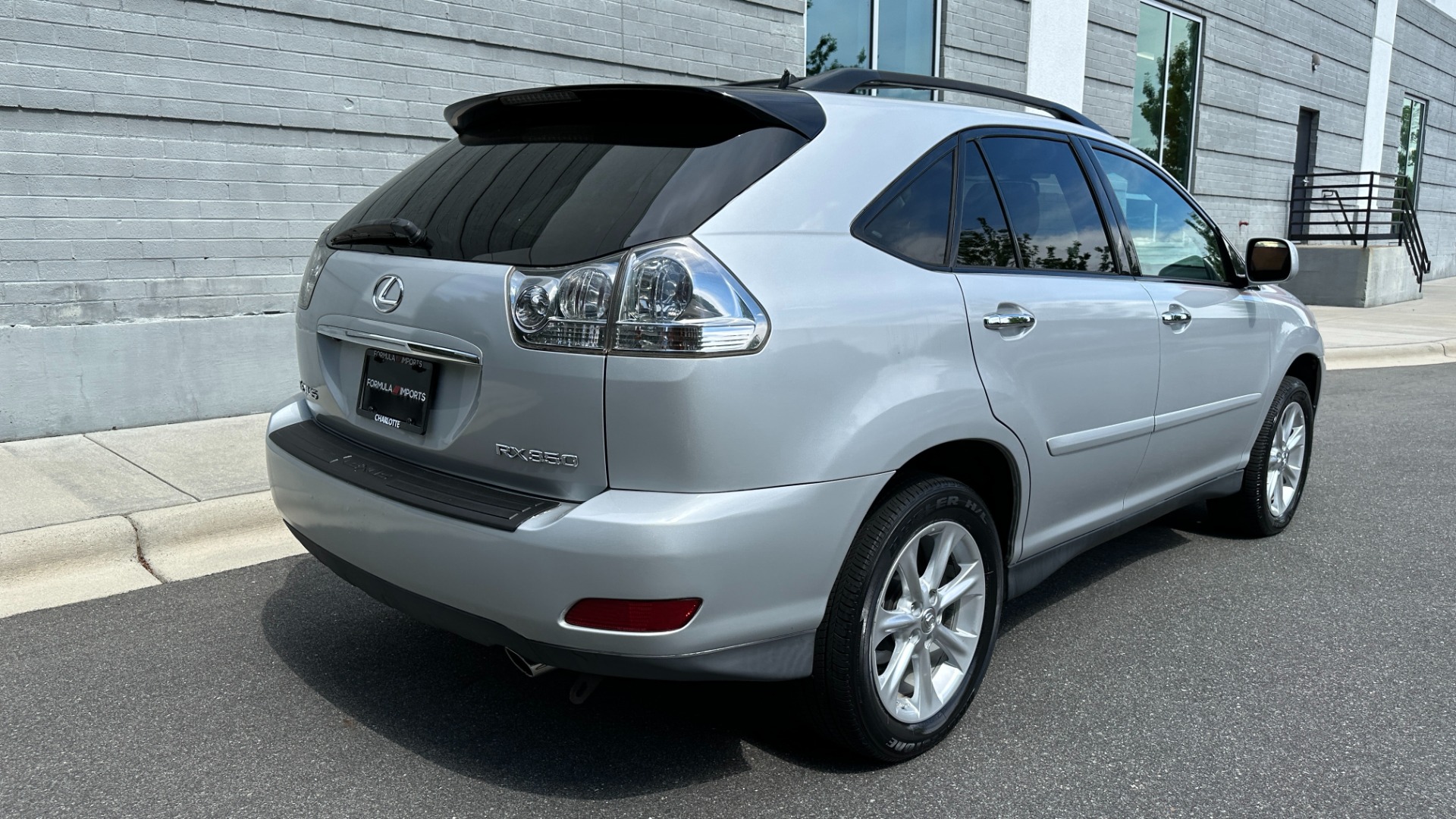 Used 2009 Lexus RX 350 LUXURY VALUE EDITION / HEATED FRONT SEATS / TOW PREP PACKAGE / NAV for sale $13,200 at Formula Imports in Charlotte NC 28227 7