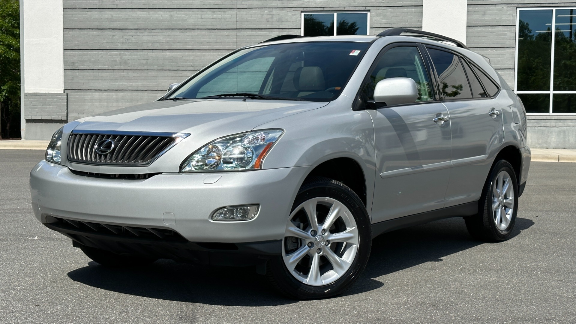 Used 2009 Lexus RX 350 LUXURY VALUE EDITION / HEATED FRONT SEATS / TOW PREP PACKAGE / NAV for sale $13,200 at Formula Imports in Charlotte NC 28227 1
