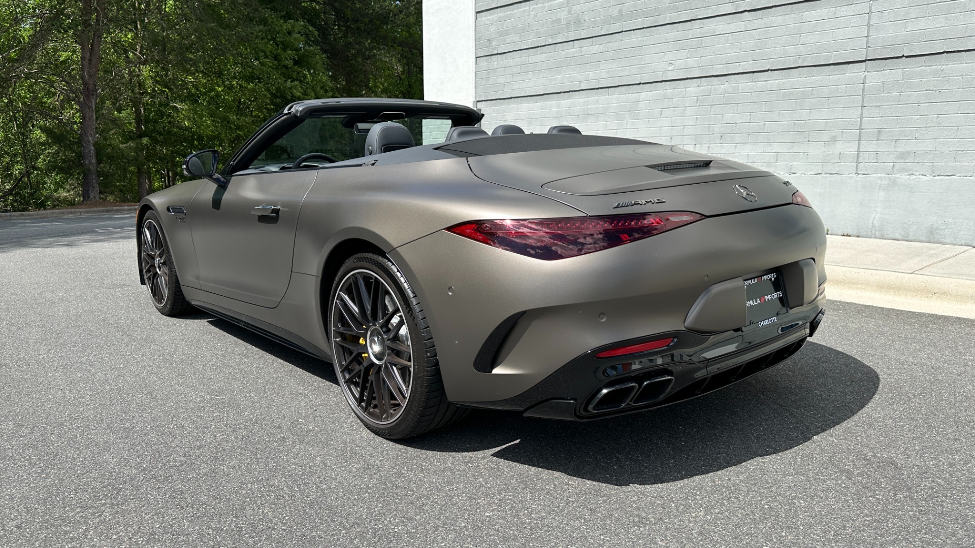 Used 2022 Mercedes-Benz SL AMG SL63 ROADSTER / PERF LINE / AMG NIGHT PKG / CARBON FIBER / SATIN PAINT for sale $179,000 at Formula Imports in Charlotte NC 28227 4