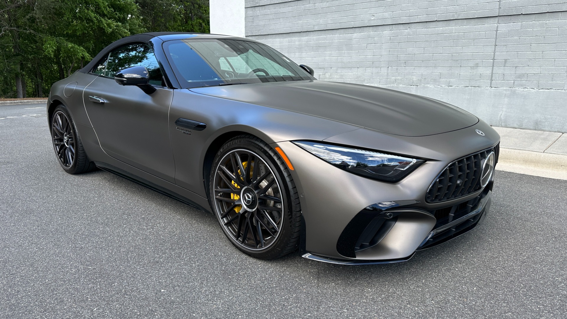 Used 2022 Mercedes-Benz SL AMG SL63 ROADSTER / PERF LINE / AMG NIGHT PKG / CARBON FIBER / SATIN PAINT for sale $179,000 at Formula Imports in Charlotte NC 28227 5