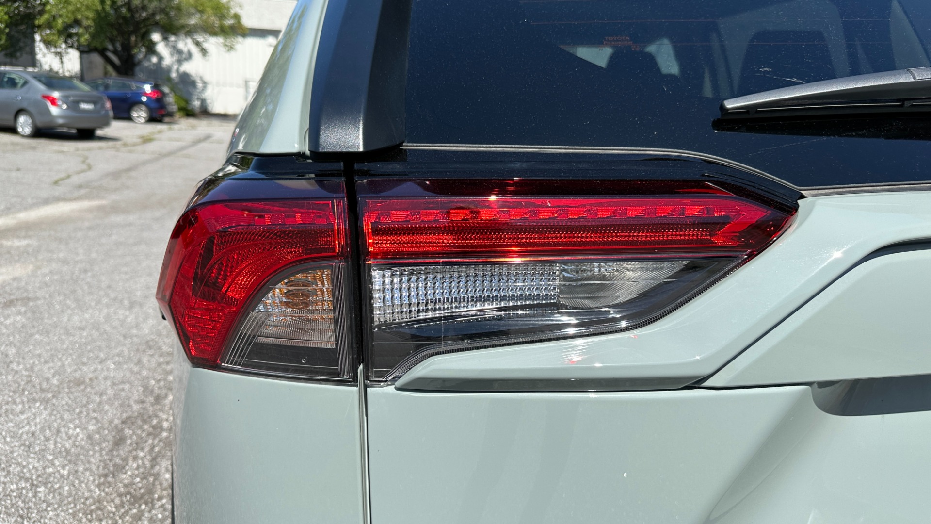 Used 2022 Toyota RAV4 XLE / CARPET MATS / FWD / 4CYL / CLOTH INTERIOR for sale $34,995 at Formula Imports in Charlotte NC 28227 39