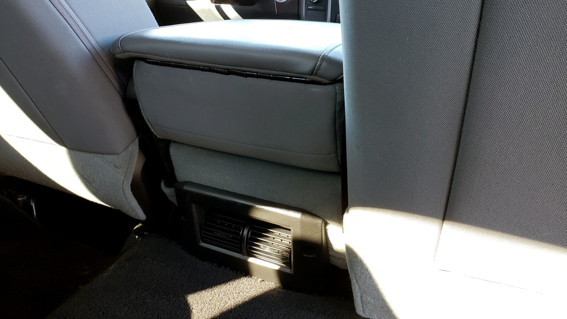 Used 2016 Ram 1500 SXT CREW CAB 4X4 / 5.7L HEMI / 6-SPD AUTO / BED LINER for sale $23,695 at Formula Imports in Charlotte NC 28227 56