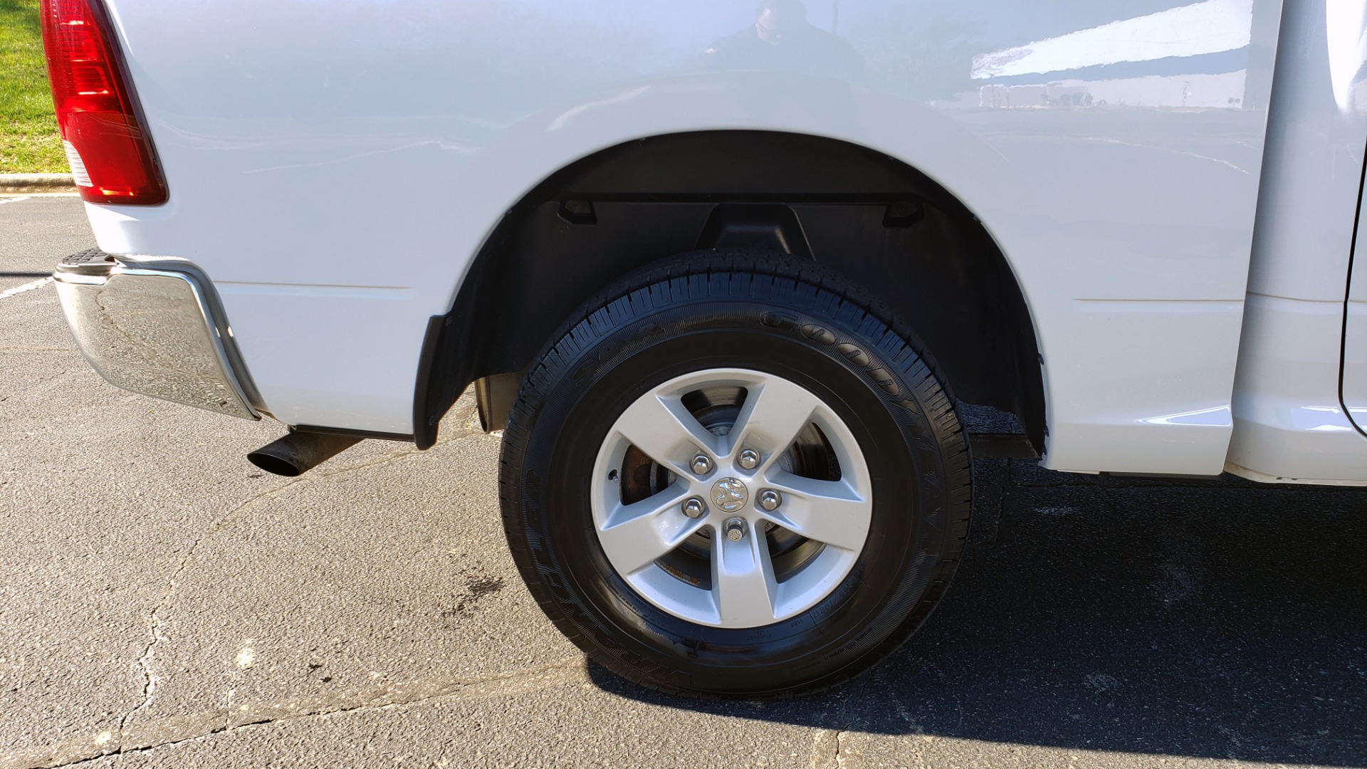 Used 2016 Ram 1500 Express for sale Sold at Formula Imports in Charlotte NC 28227 61