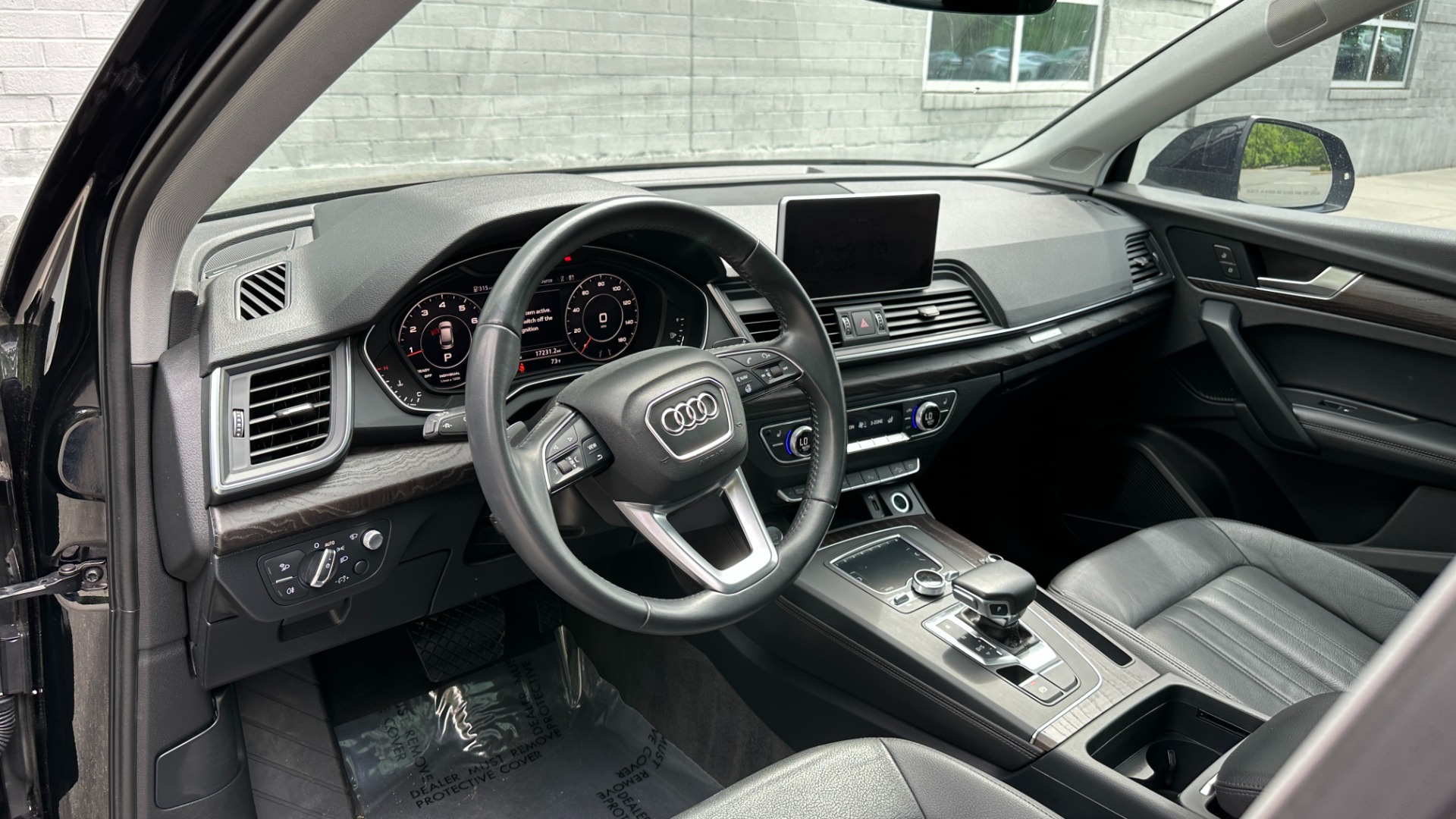Used 2018 Audi Q5 PRESTIGE / DRIVER ASSISTANCE / COLD WEATHER / WOOD INLAYS for sale $25,995 at Formula Imports in Charlotte NC 28227 11