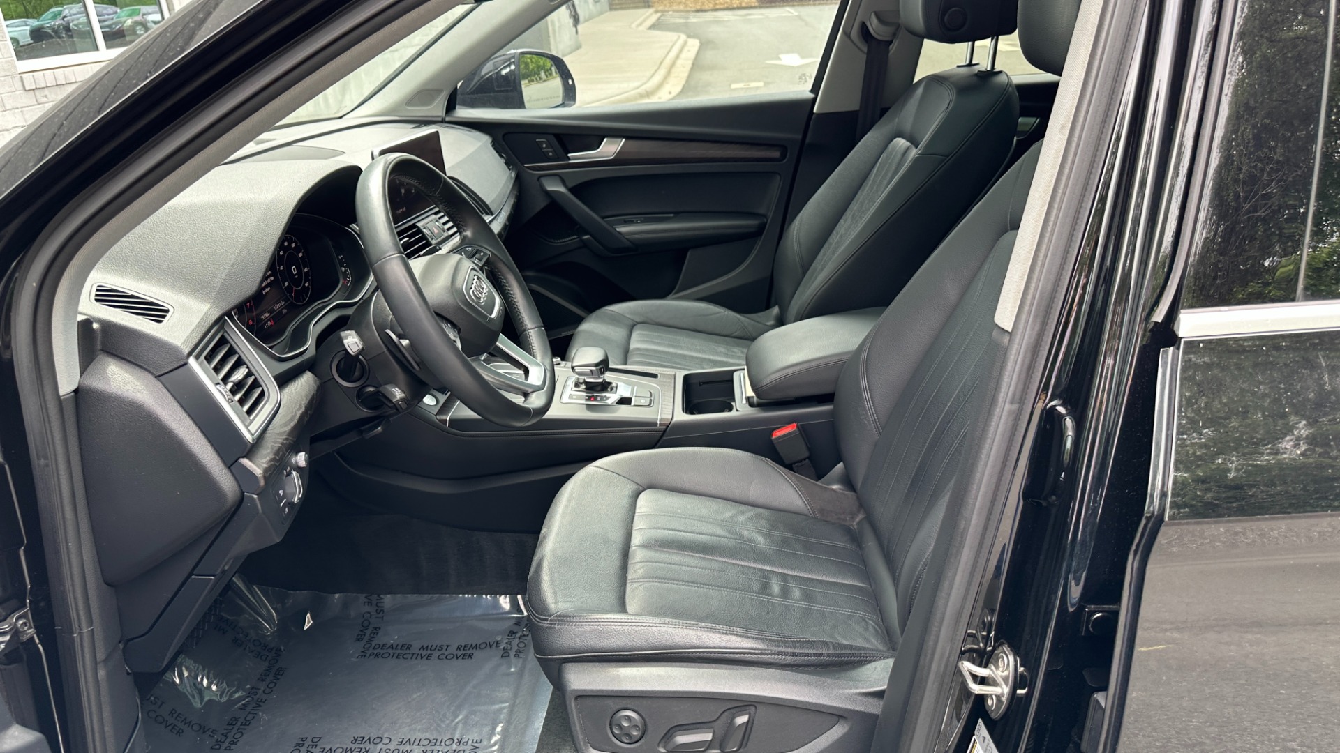 Used 2018 Audi Q5 PRESTIGE / DRIVER ASSISTANCE / COLD WEATHER / WOOD INLAYS for sale $25,995 at Formula Imports in Charlotte NC 28227 12