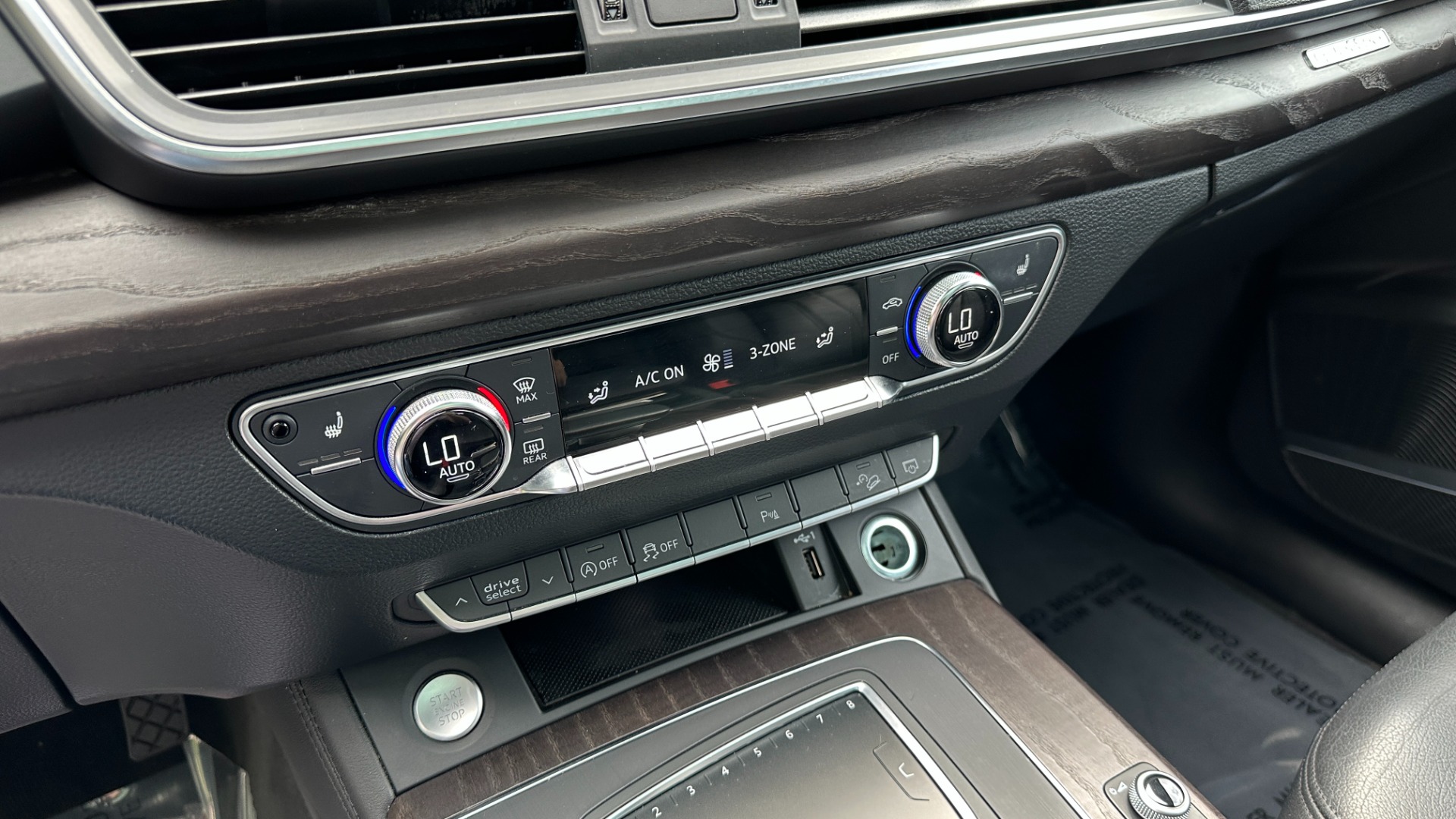Used 2018 Audi Q5 PRESTIGE / DRIVER ASSISTANCE / COLD WEATHER / WOOD INLAYS for sale $25,995 at Formula Imports in Charlotte NC 28227 20